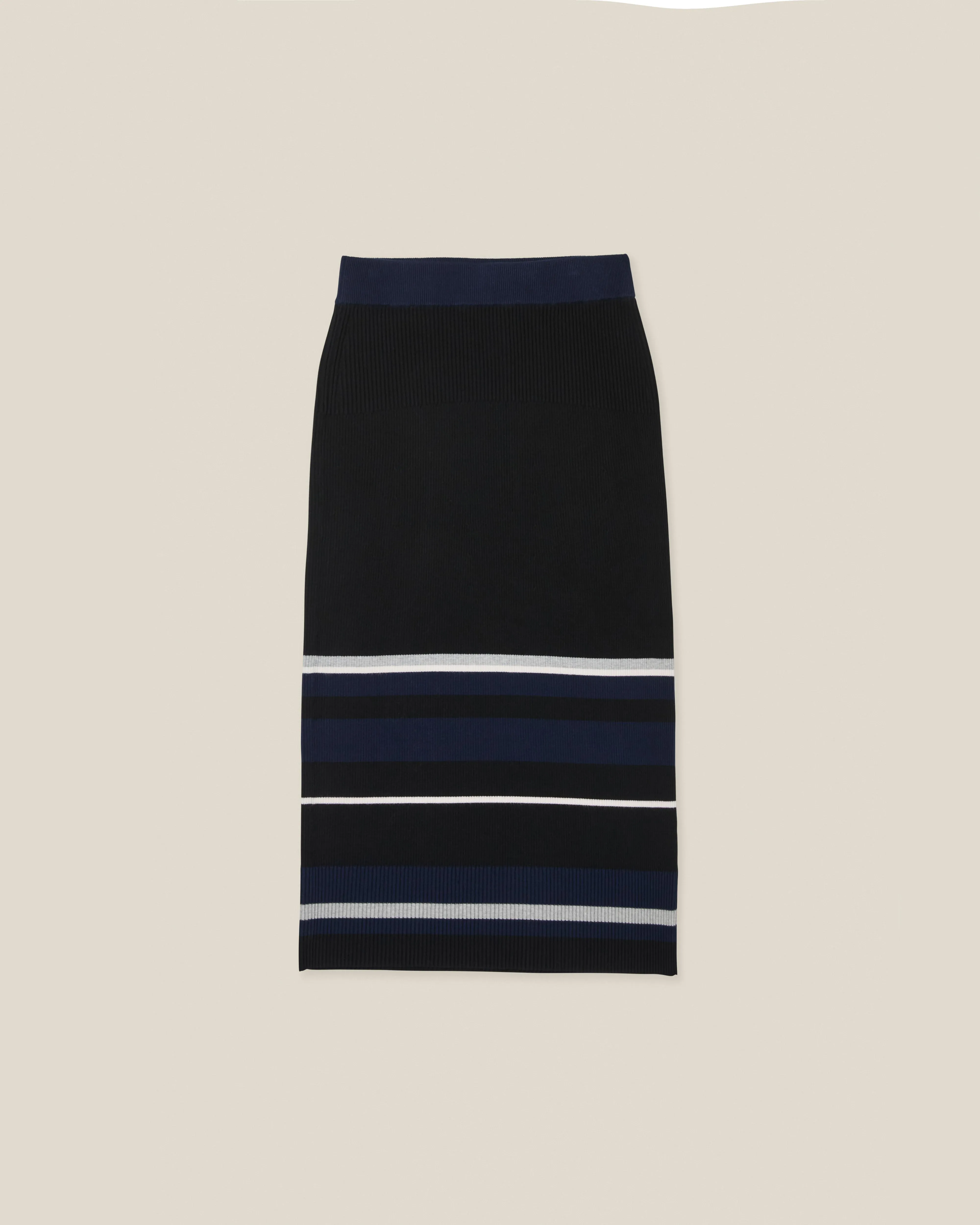 Avril Midi Skirt-Noir sold by Cartolina product image thumbnail 2