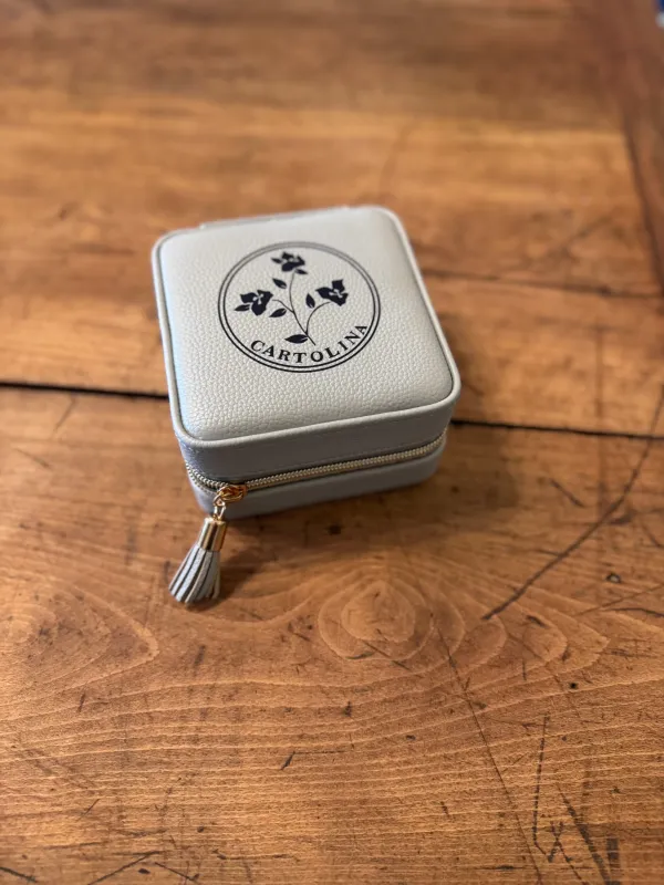 Free Gift: Travel Jewelry Case sold by Cartolina