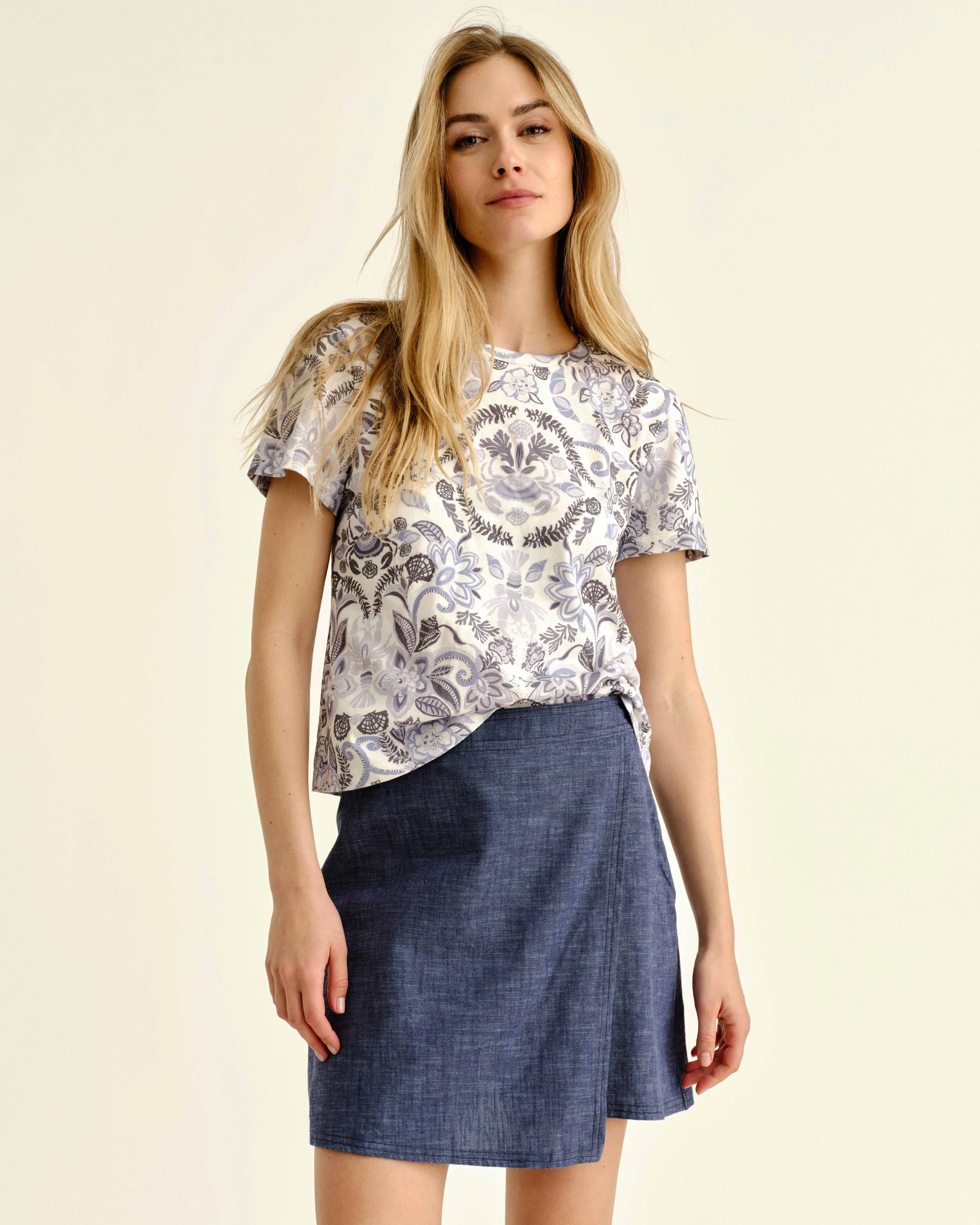SU26 Dylan Printed Tee-Mariners Bloom Print-Blue Mist sold by Cartolina product image thumbnail 2