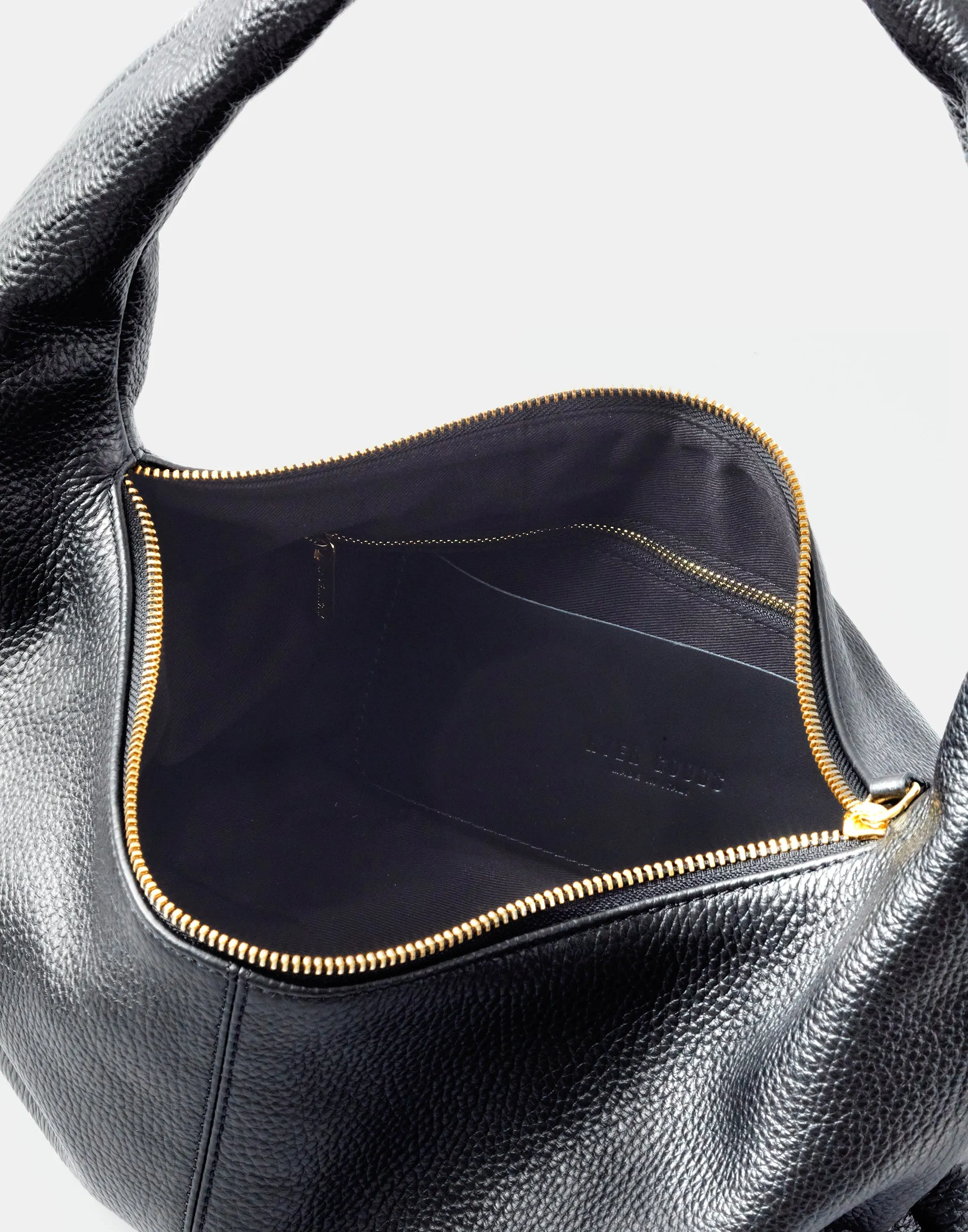 The Everyday Shoulder Bag sold by HYER GOODS product image thumbnail 5