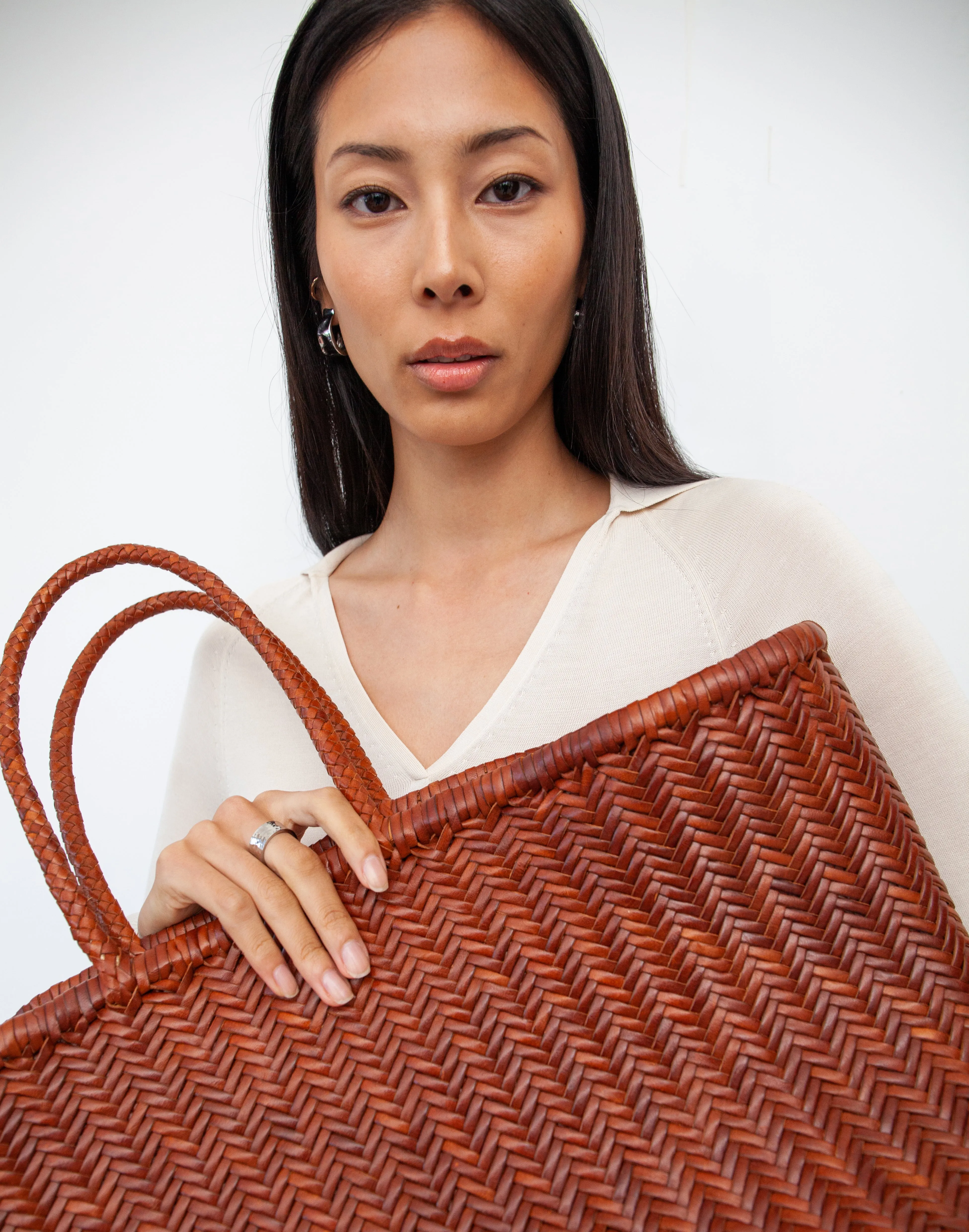 The Mercato Woven Leather Tote Bag sold by HYER GOODS product image thumbnail 2