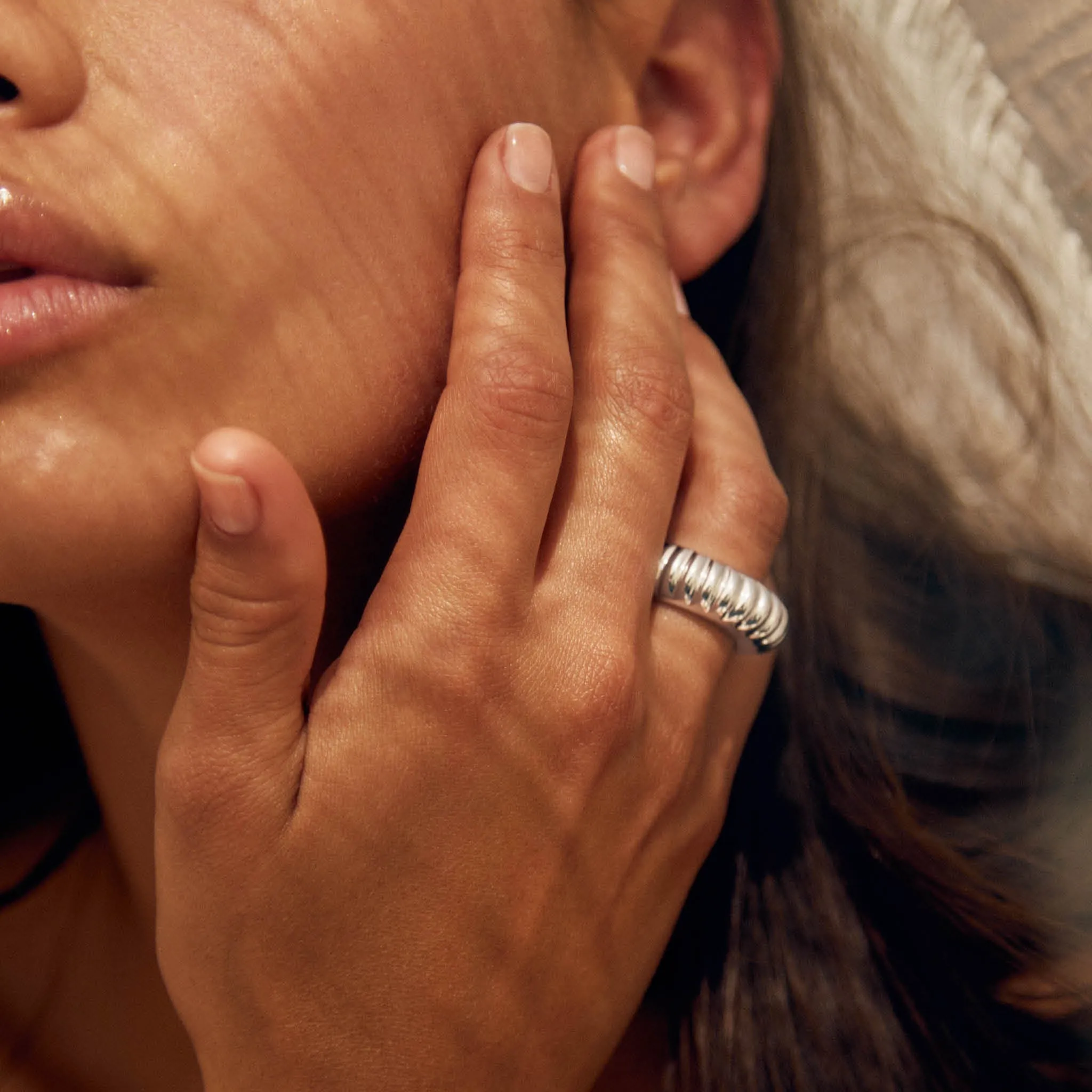 Shell Ring sold by MING YU WANG product image thumbnail 2