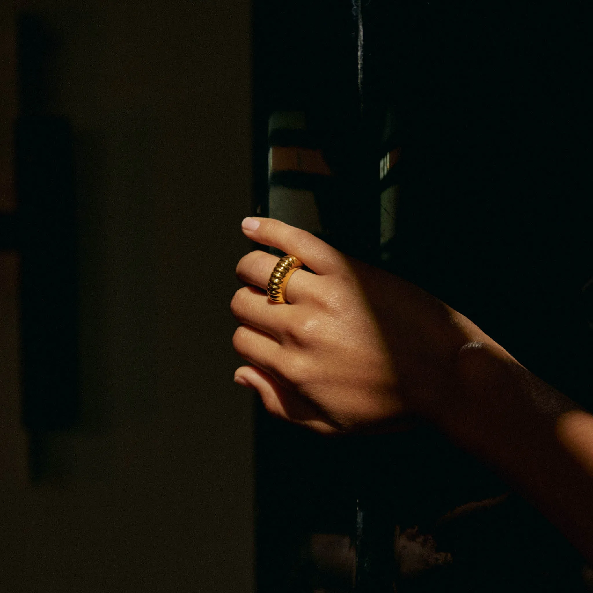 Shell Ring sold by MING YU WANG product image thumbnail 4