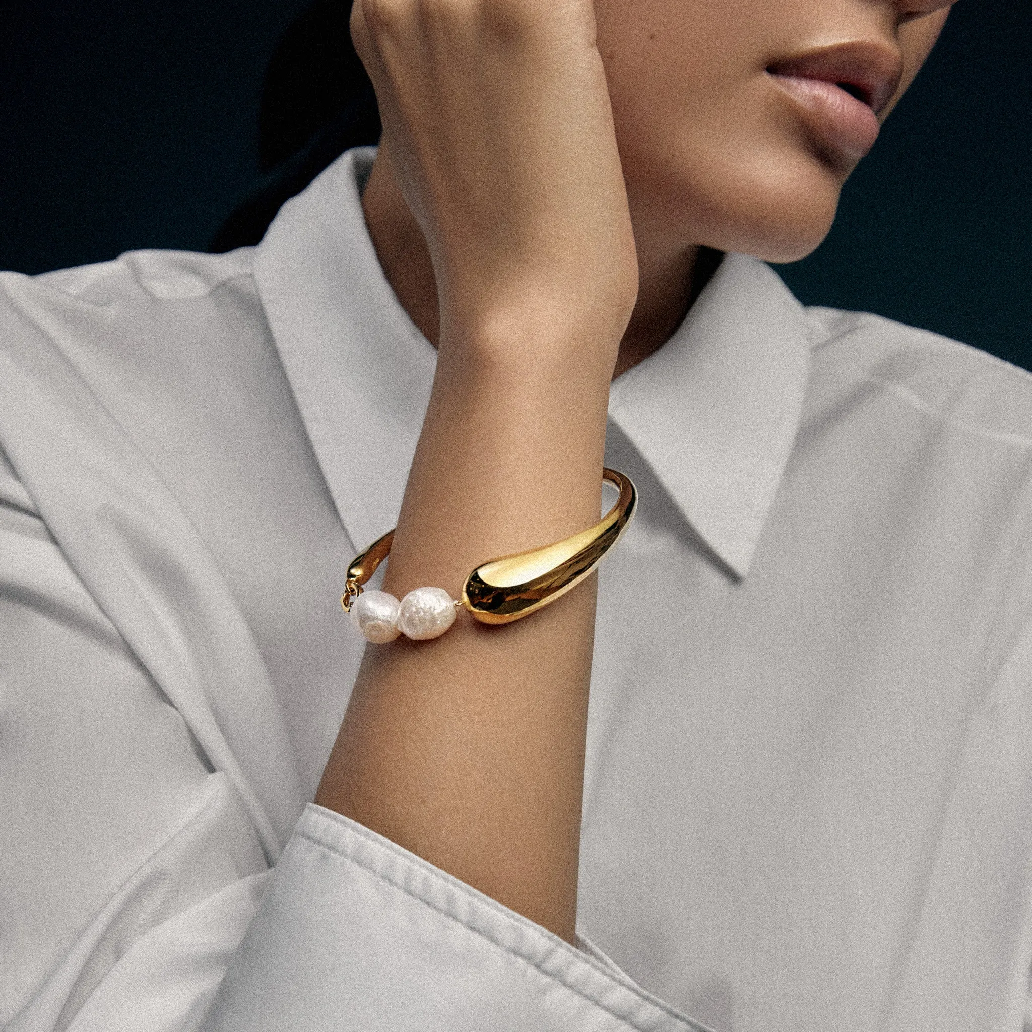 Aura Bracelet sold by MING YU WANG product image thumbnail 2