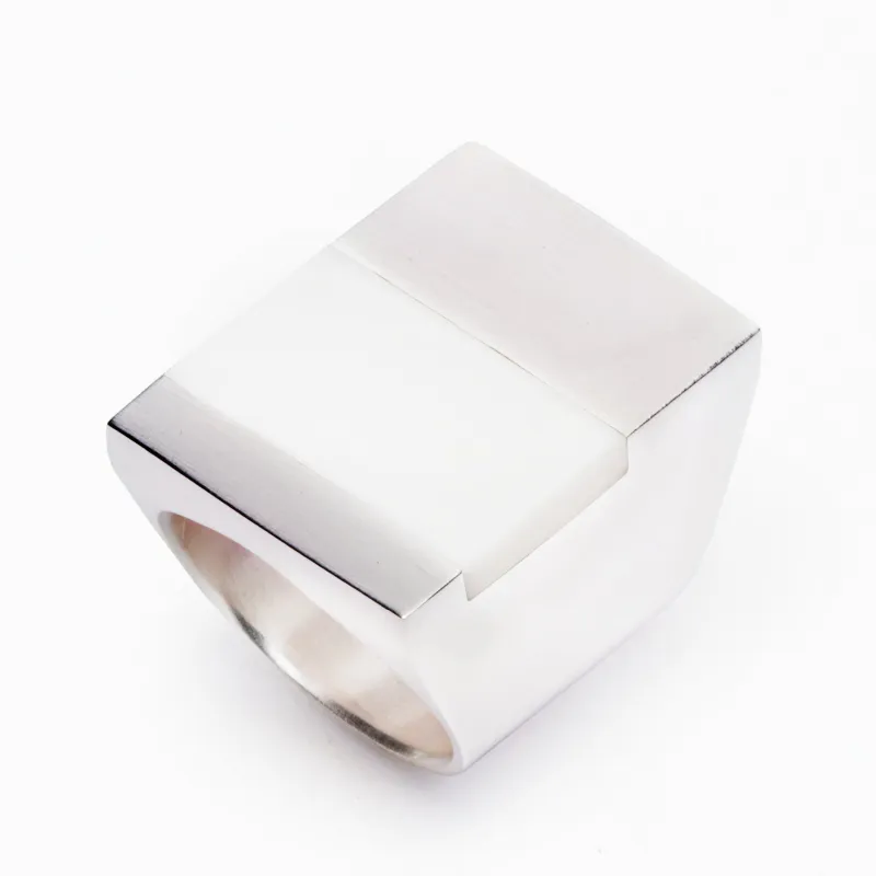 Icarus White Agate Ring sold by MING YU WANG