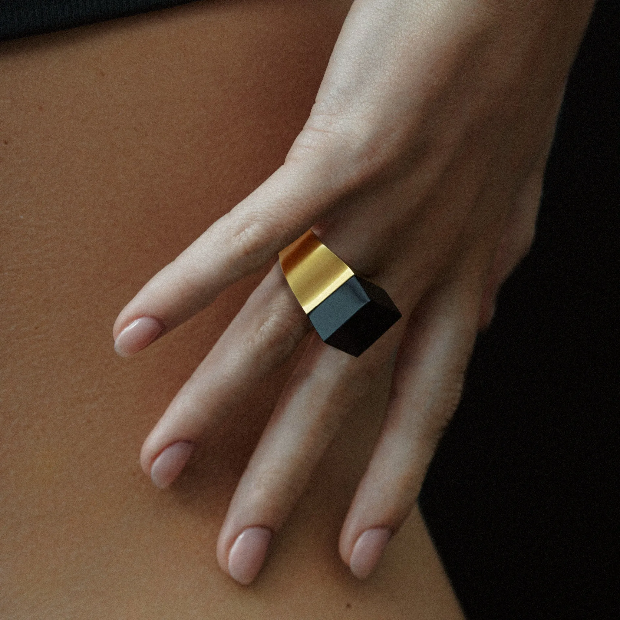 Vector Onyx Ring sold by MING YU WANG product image thumbnail 2