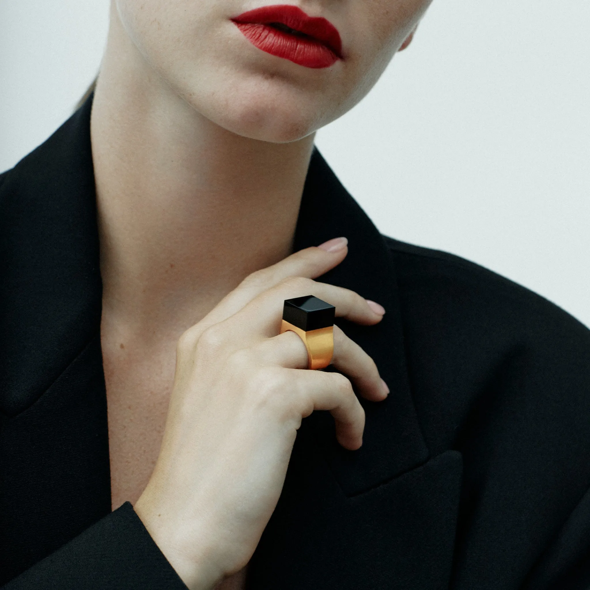 Vector Onyx Ring sold by MING YU WANG product image thumbnail 4