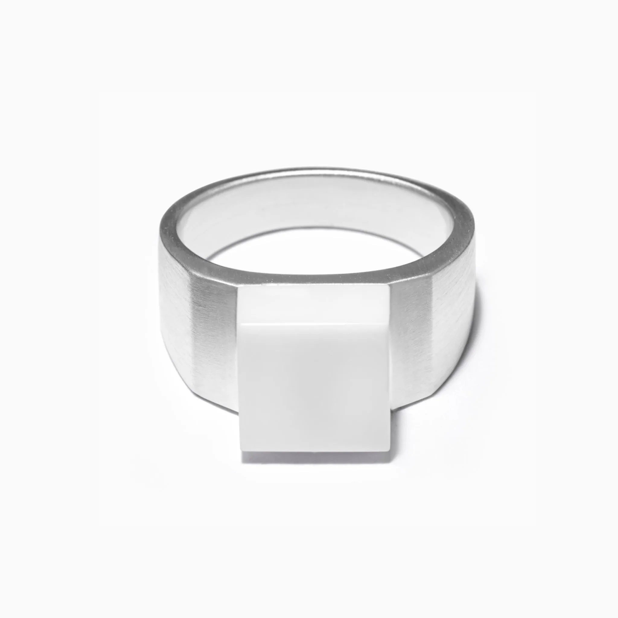 Pixel White Agate Ring sold by MING YU WANG product image thumbnail 2