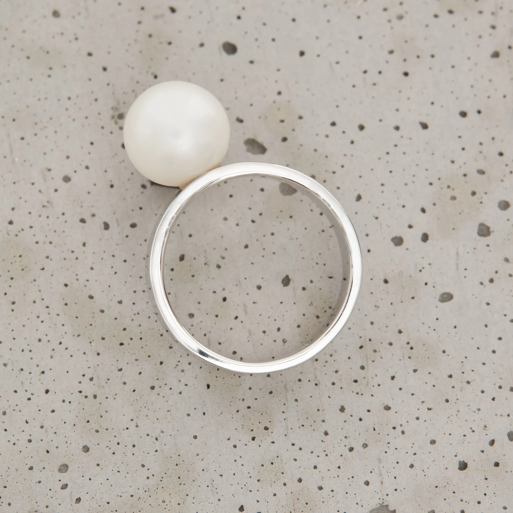 Elle Ring sold by MING YU WANG product image thumbnail 3