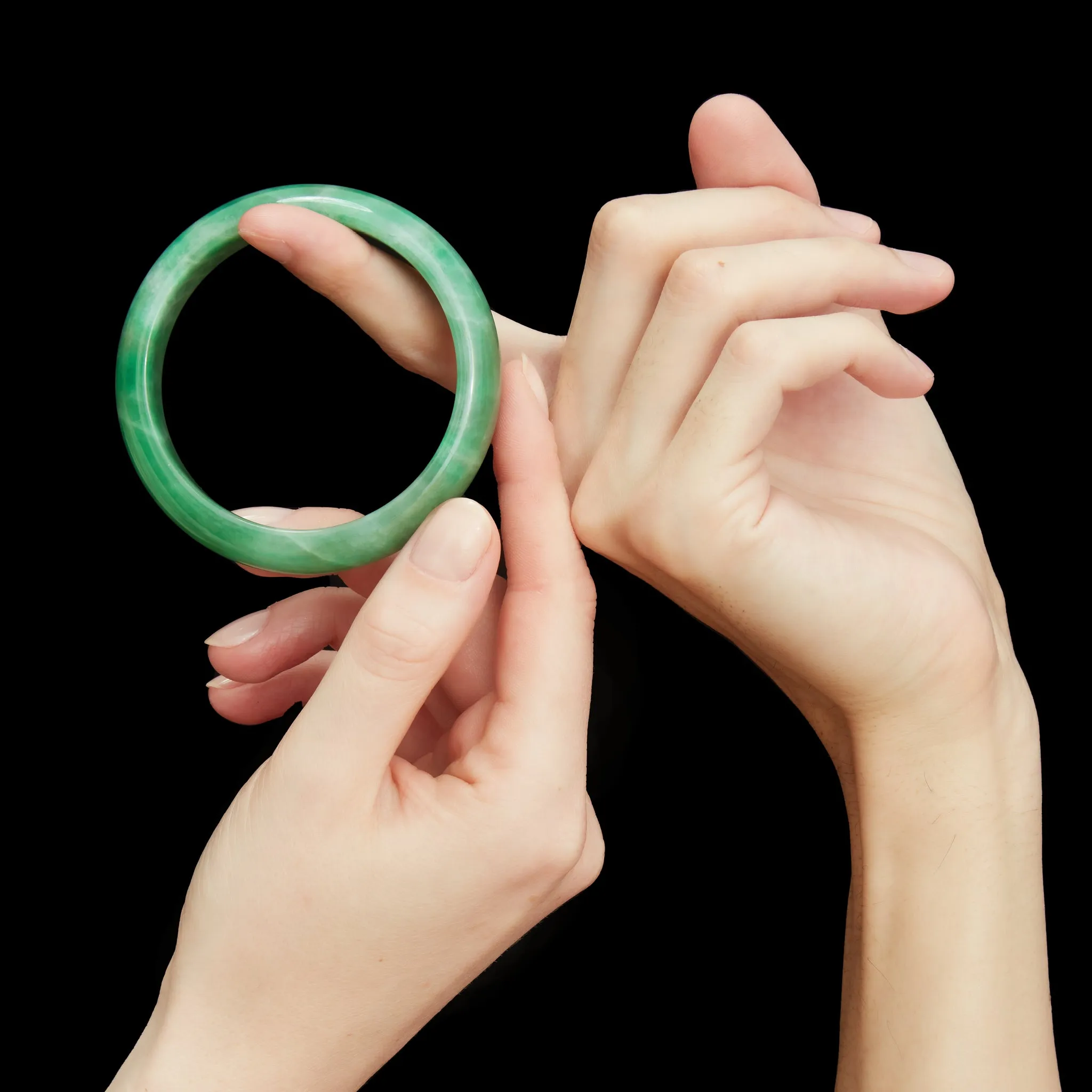Yu Bangle sold by MING YU WANG product image thumbnail 2