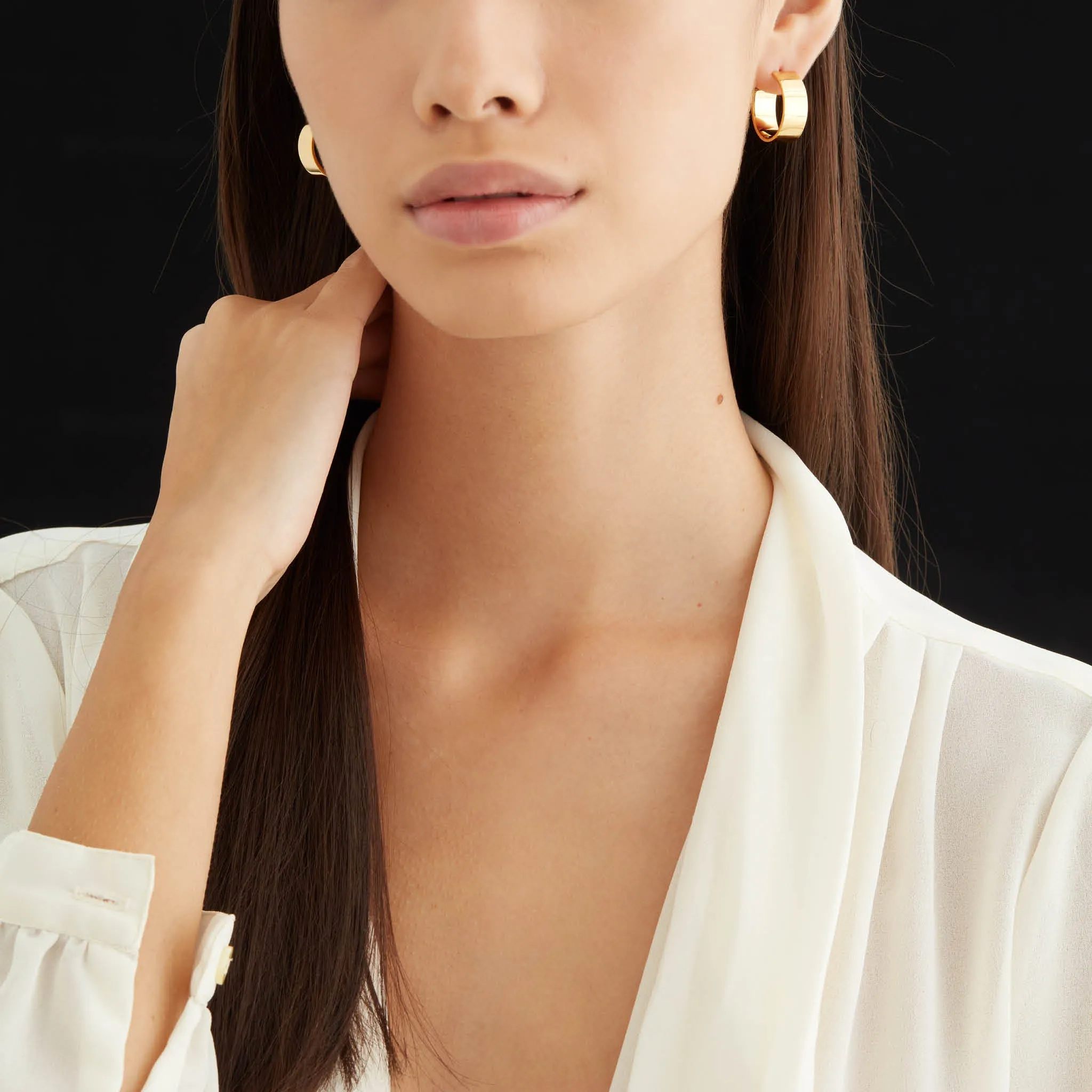 Max Earrings sold by MING YU WANG product image thumbnail 4