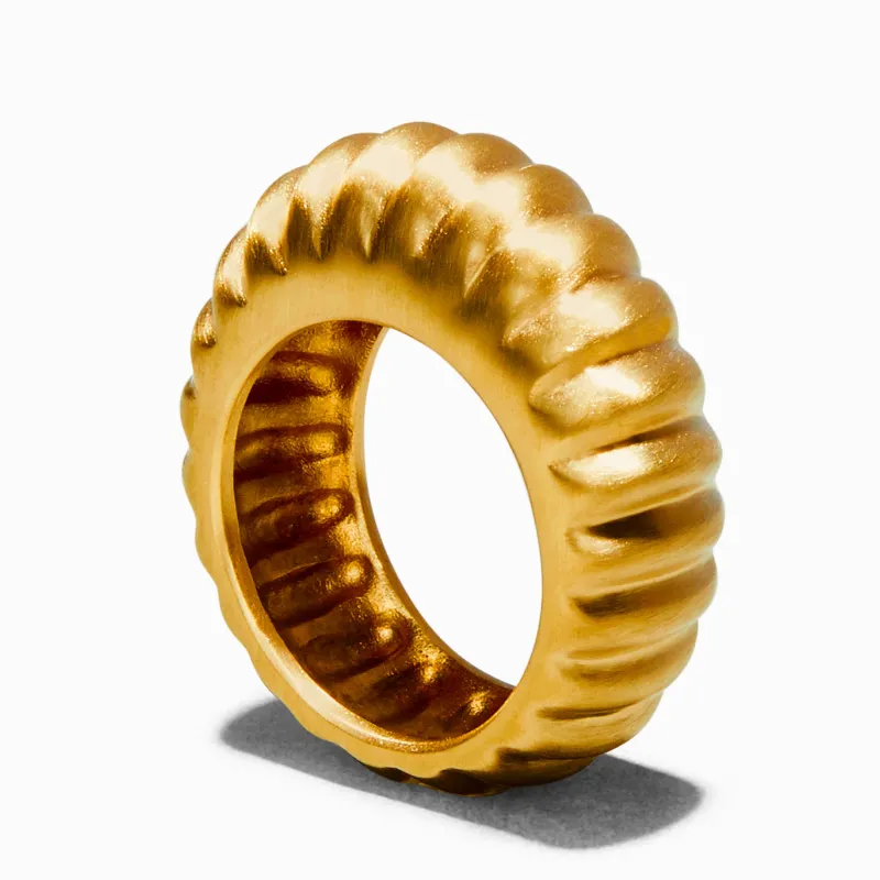 Shell Ring sold by MING YU WANG
