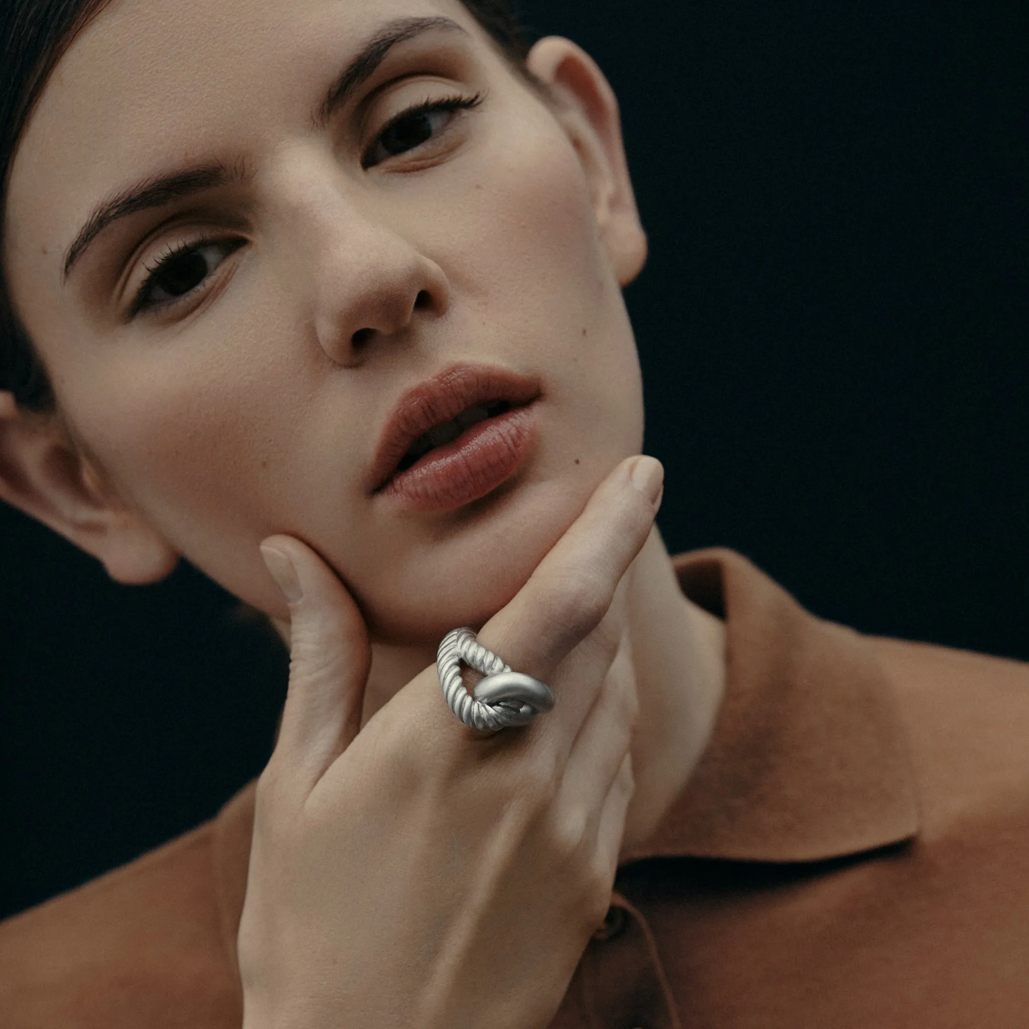 Cine Ring sold by MING YU WANG product image thumbnail 4