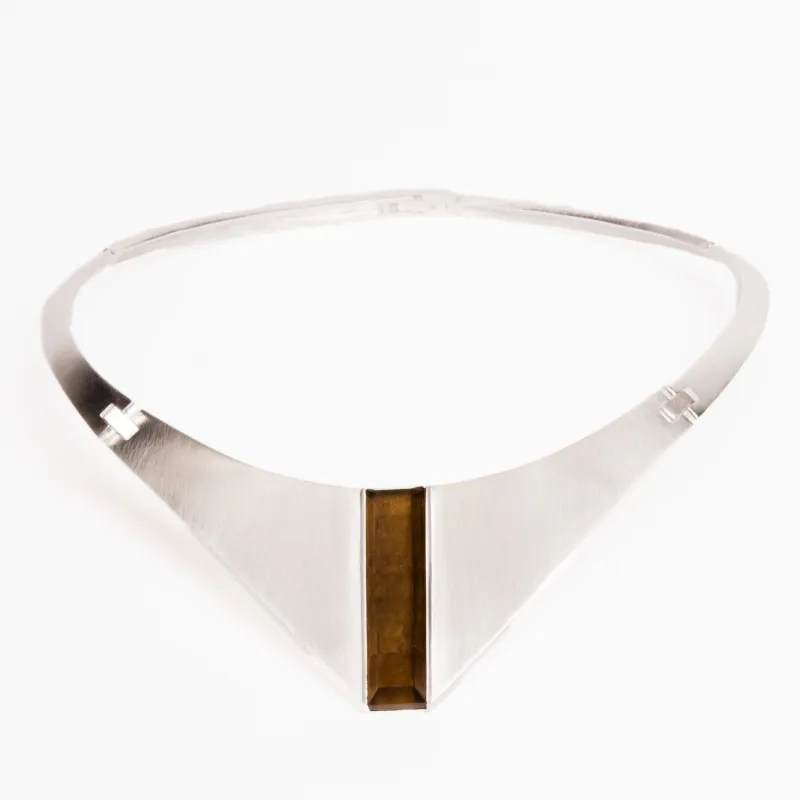 Vanishing Point Necklace made by MING YU WANG