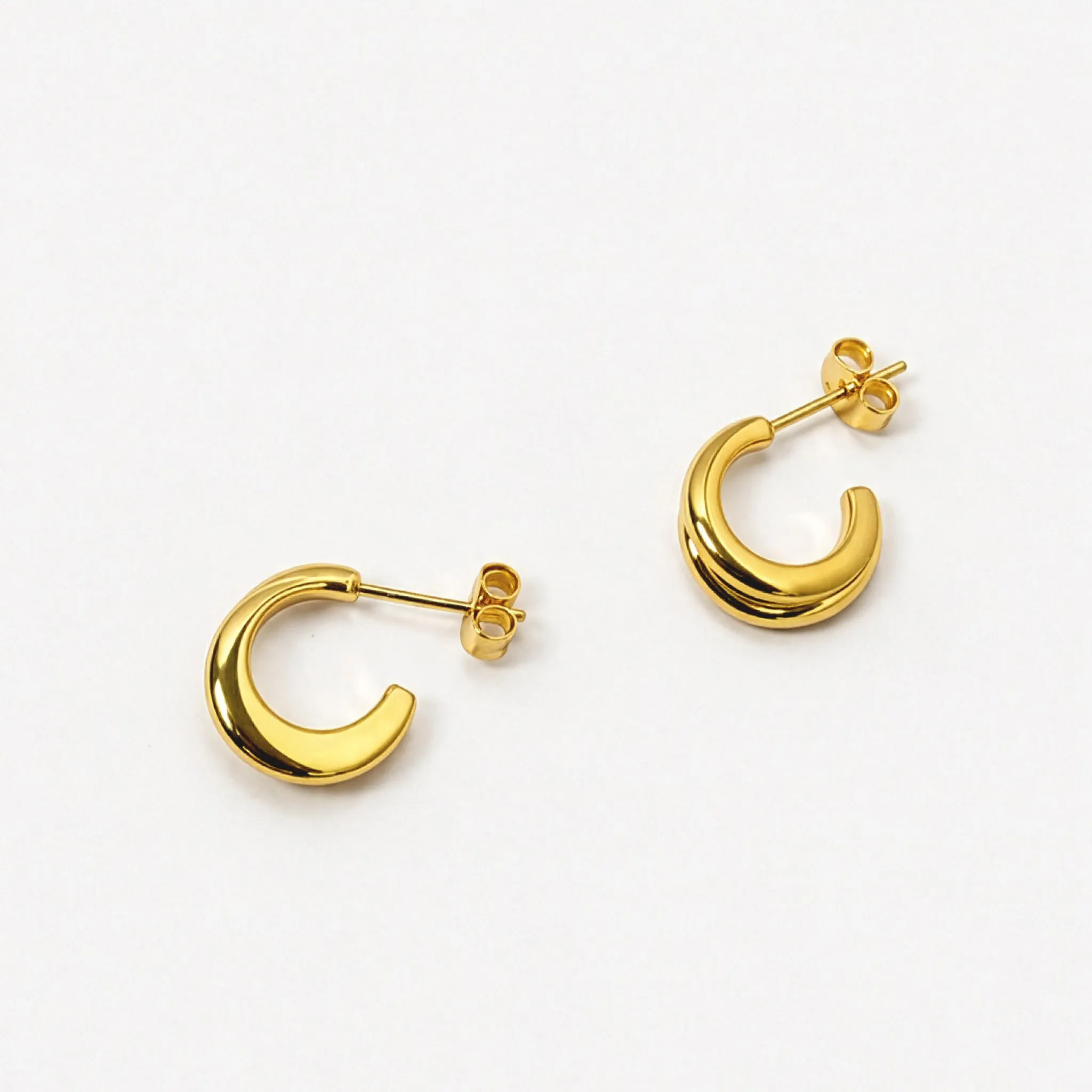 Mac Earrings sold by MING YU WANG product image thumbnail 2