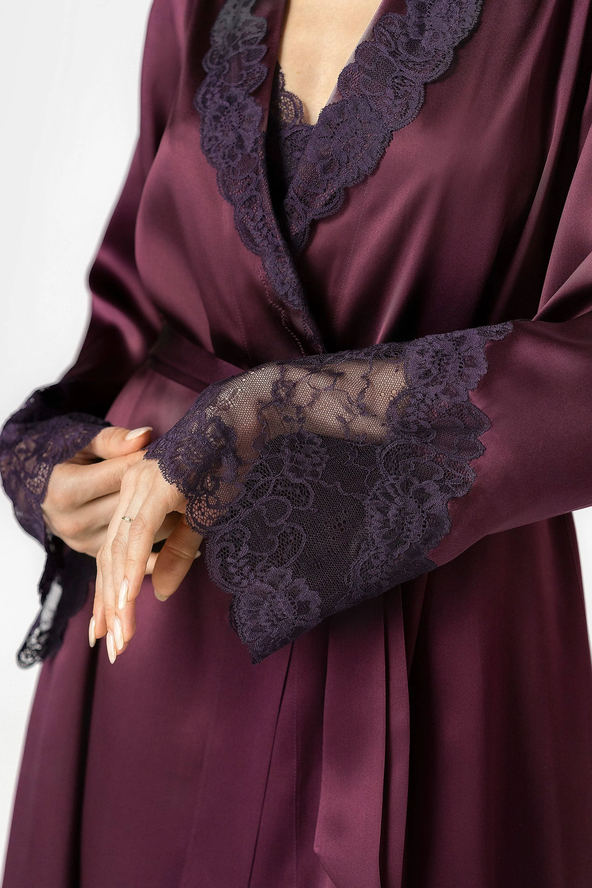 Arden Lush Shawl-collar Short Silk Robe sold by NK IMODE product image thumbnail 4