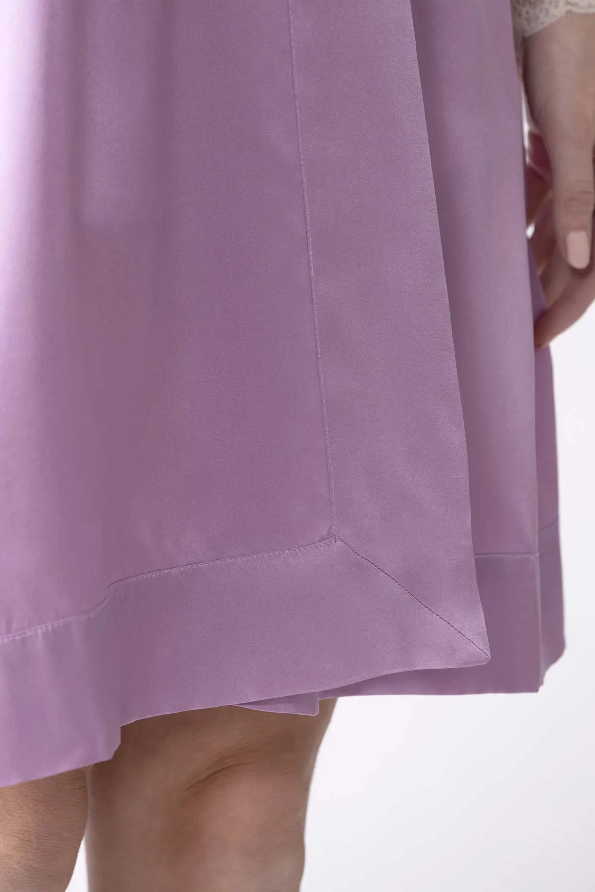 Gardenia Lace Trim Short Silk Kimono sold by NK IMODE product image thumbnail 5