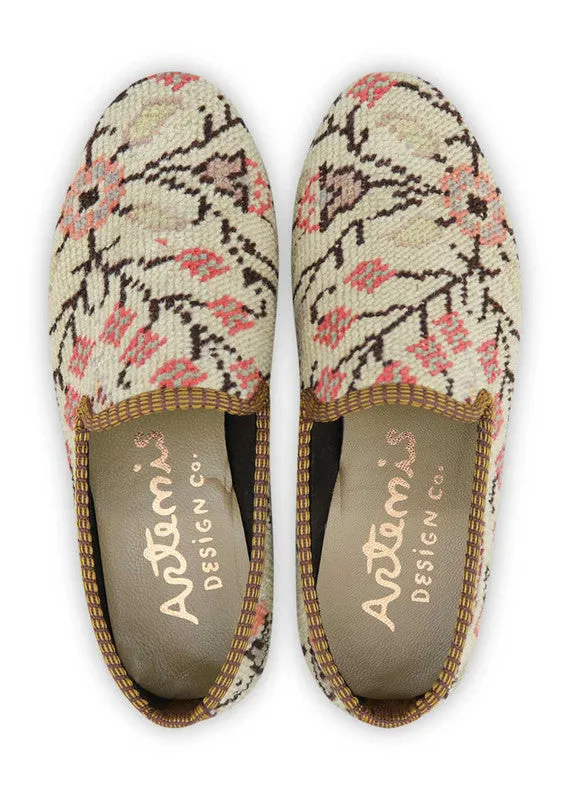 Women's Carpet Smoking Shoes -  Size 6 sold by Ocelot Market