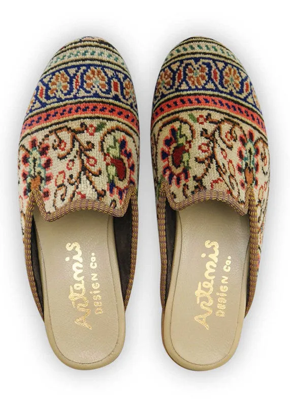 Men's Carpet Slippers - Size 9 sold by Ocelot Market