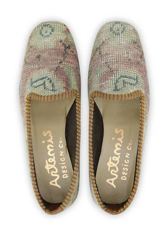 Women's Carpet Loafers - Size 5 sold by Ocelot Market