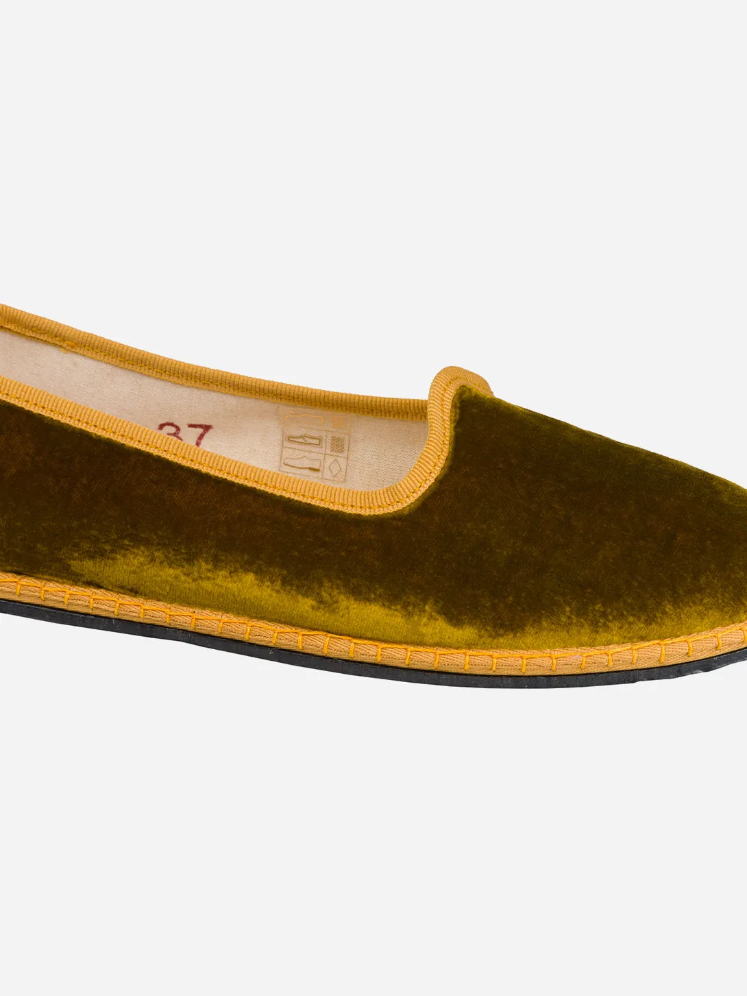Classic sold by O.N.S product image thumbnail 3