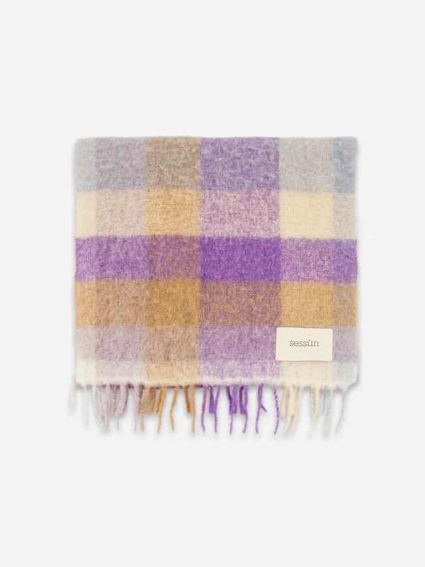 Lucio Scarf sold by O.N.S