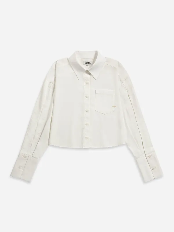 Split Sleeves Cropped Shirt made by O.N.S