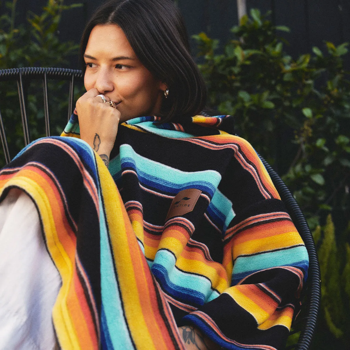 El Cap Chilling Fleece Poncho sold by SLOWTIDE product image thumbnail 5