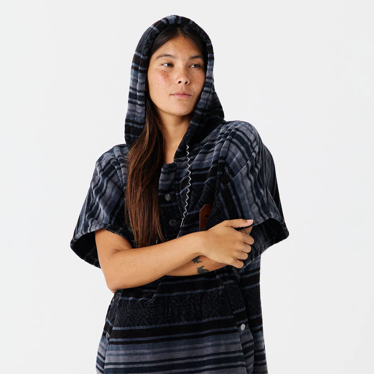 Oso Extra-Warm Poncho - Black sold by SLOWTIDE product image thumbnail 5