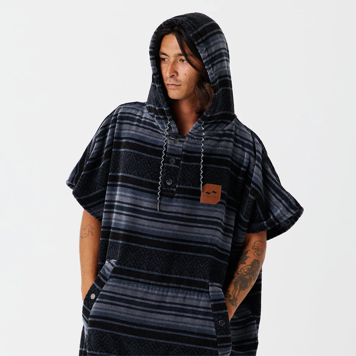 Oso Extra-Warm Poncho - Black sold by SLOWTIDE product image thumbnail 3