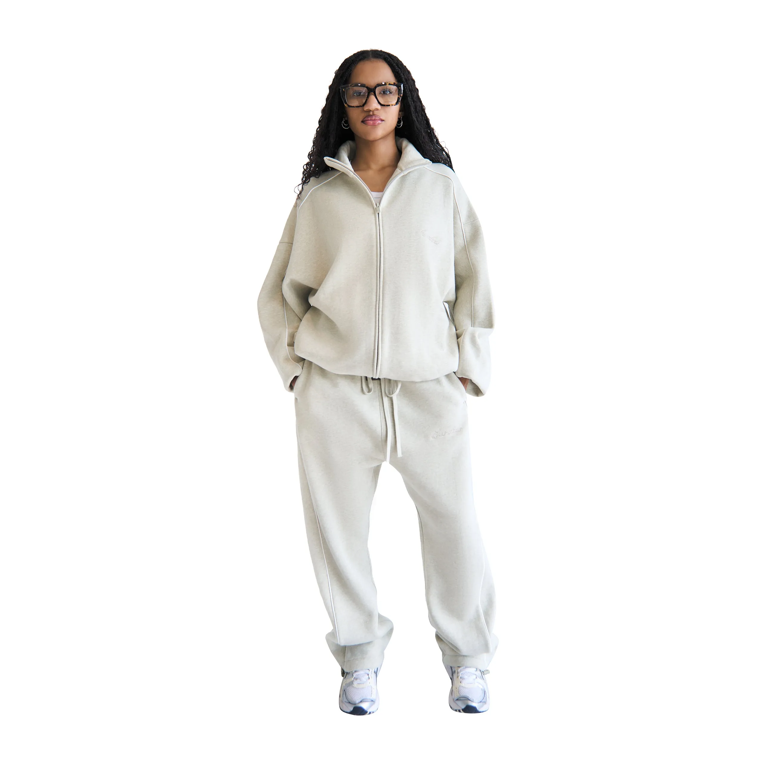 Relaxed Fleece Sweatpants With Piping (Heather Stone/Cloud White) sold by TONS product image thumbnail 5