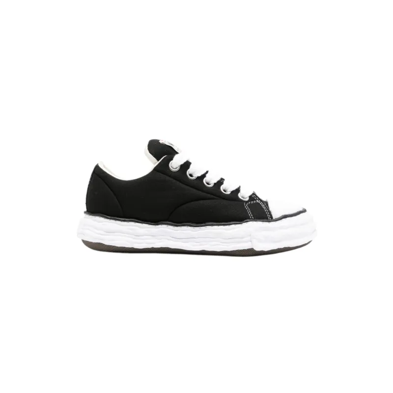 Peterson 23 Padded Low-Top Sneakers (Black) sold by TONS