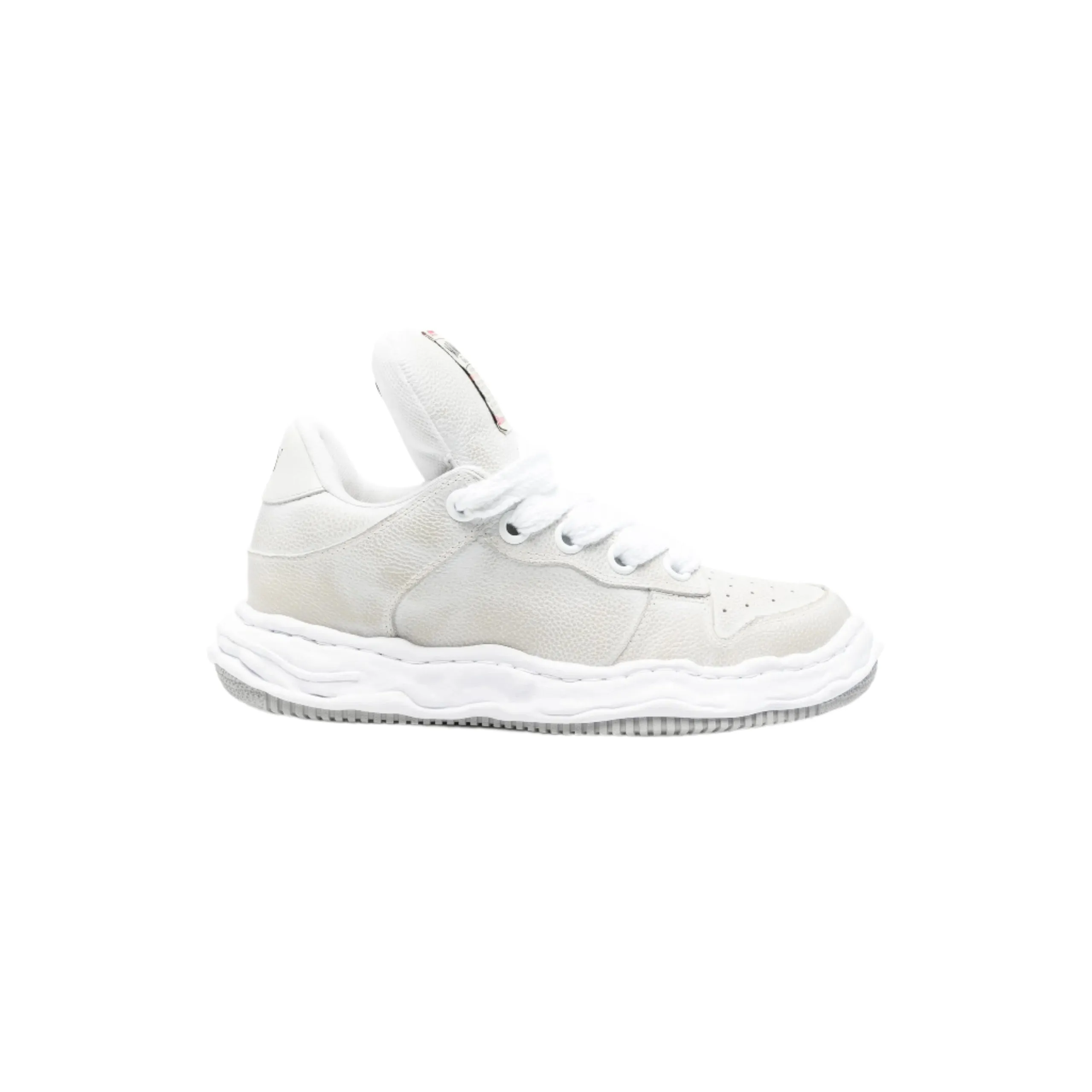 Wayne Puffer Low-Top Sneakers (White) sold by TONS