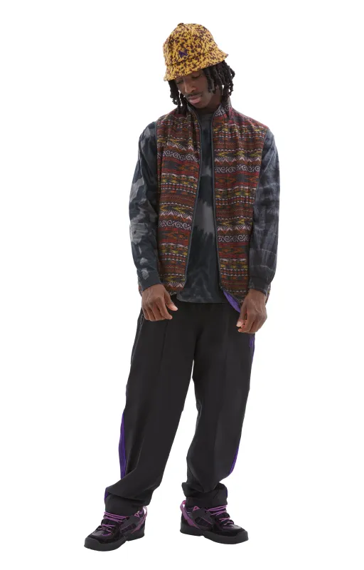 Piping Quilt Vest (Charcoal) sold by TONS