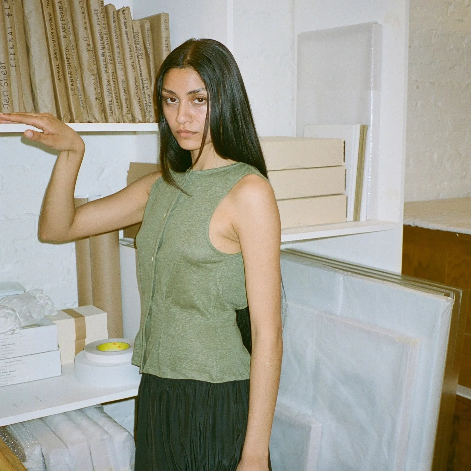 Sleeveless Buttondown Shirt, Moss Linen sold by Salter House product image thumbnail 4