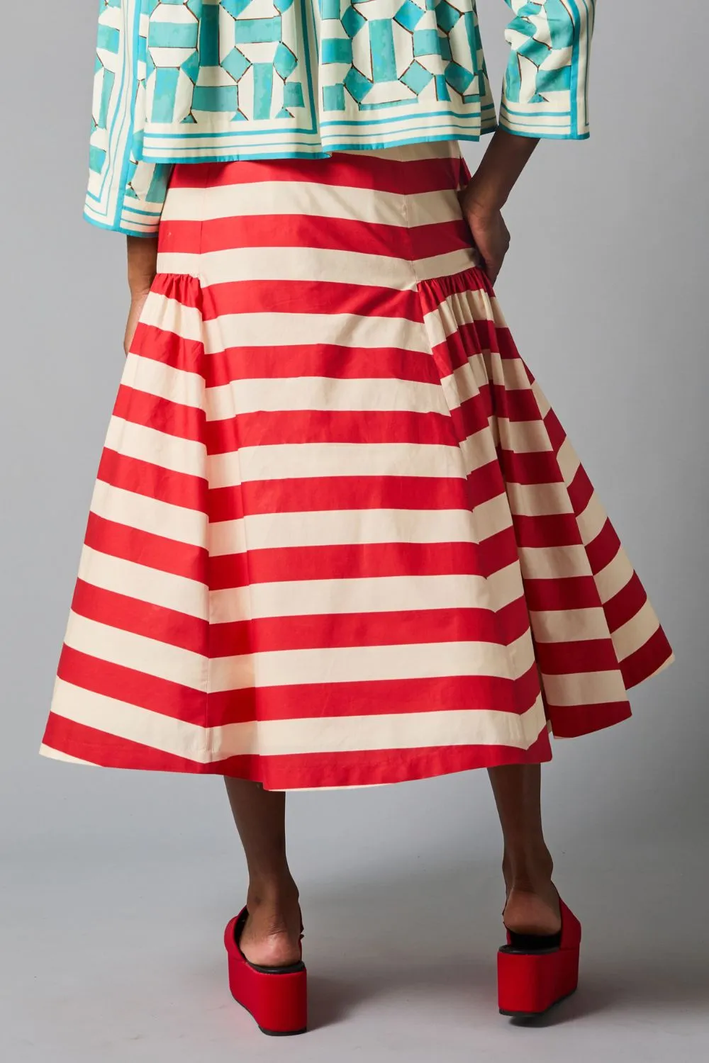 Full Skirt sold by Hope for Flowers product image thumbnail 2