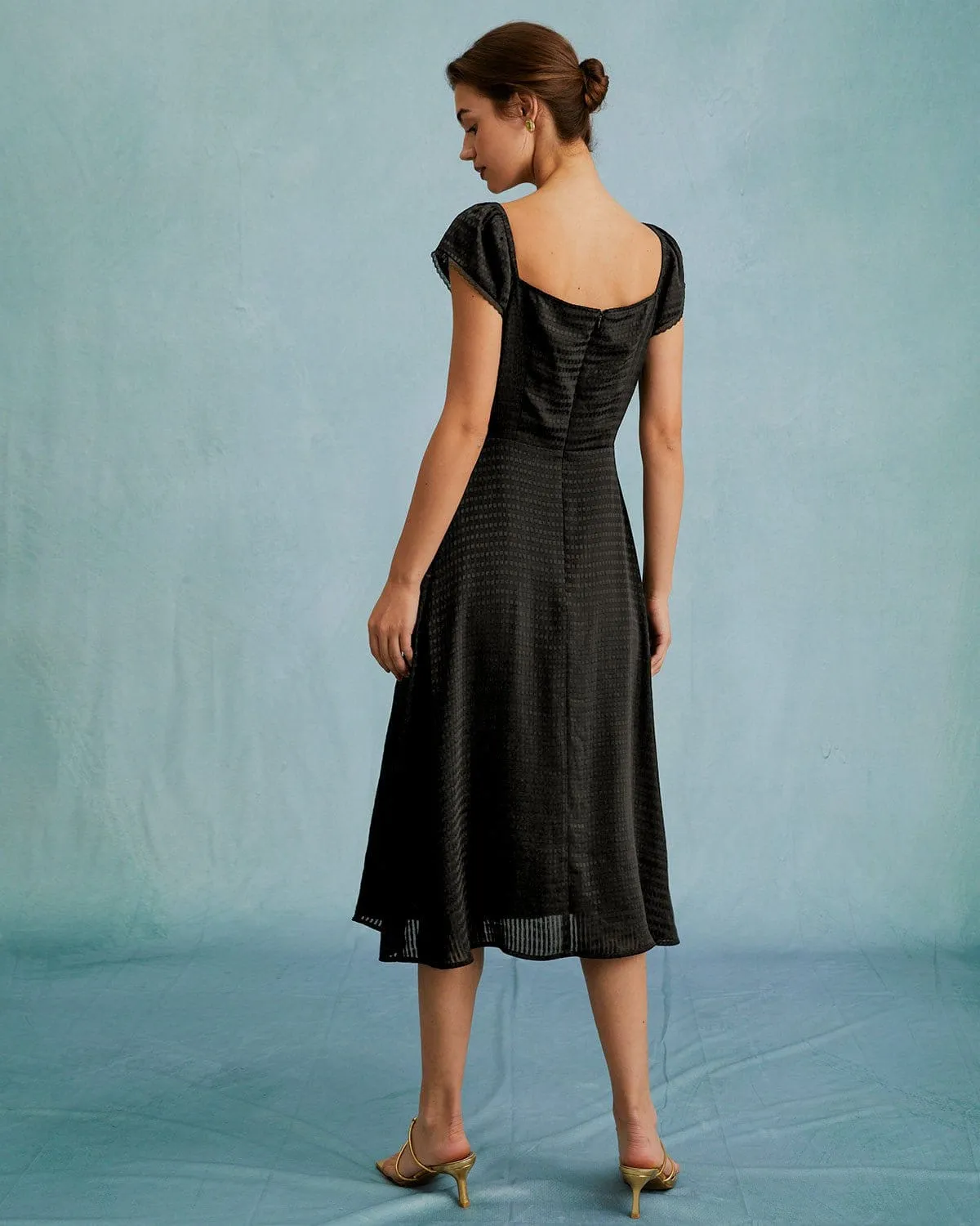 The Black V Neck Lace Spliced Short Sleeve Midi Dress sold by rihoas product image thumbnail 5