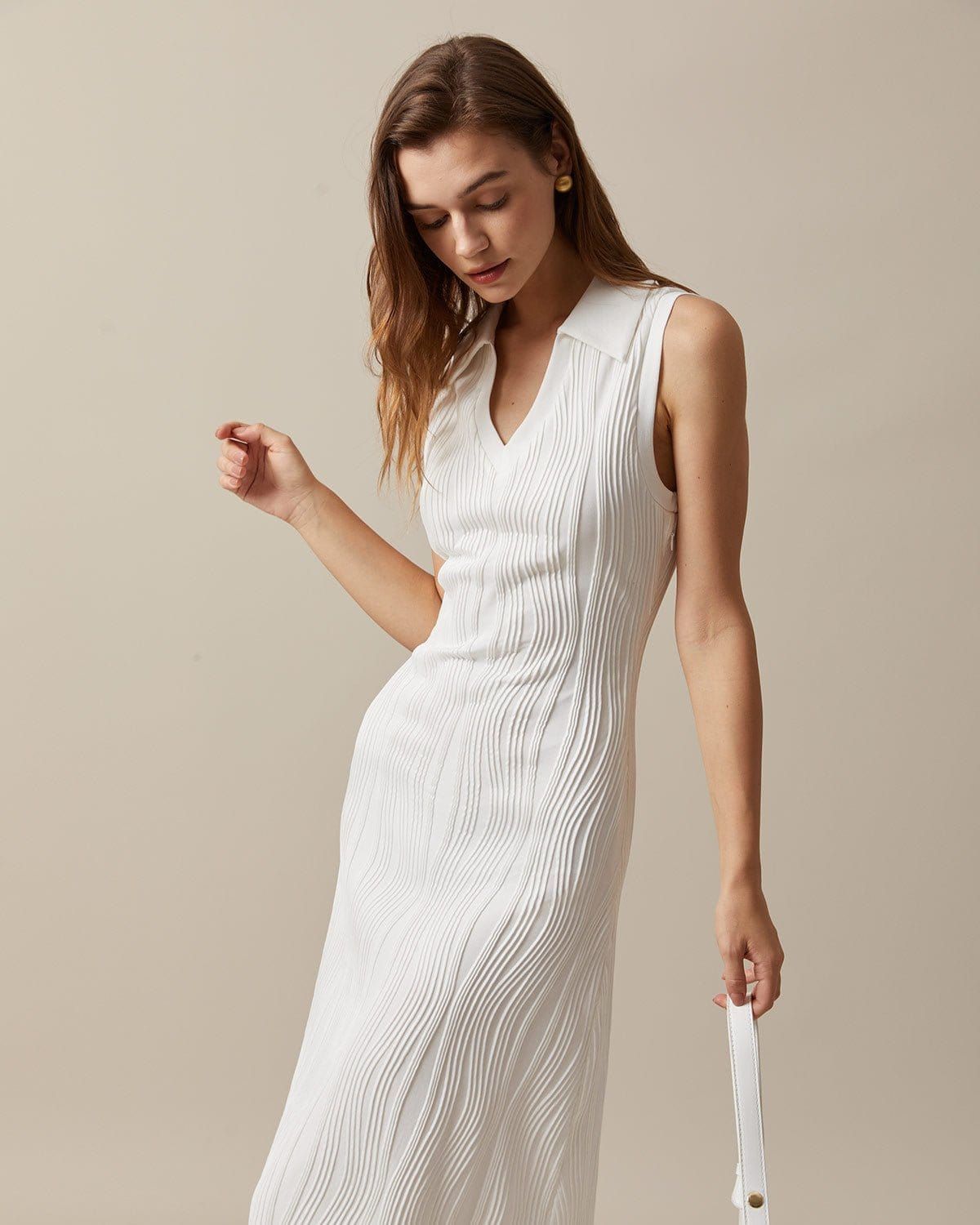 The White V Neck Water Ripple Textured Tank Midi Dress sold by rihoas product image thumbnail 3