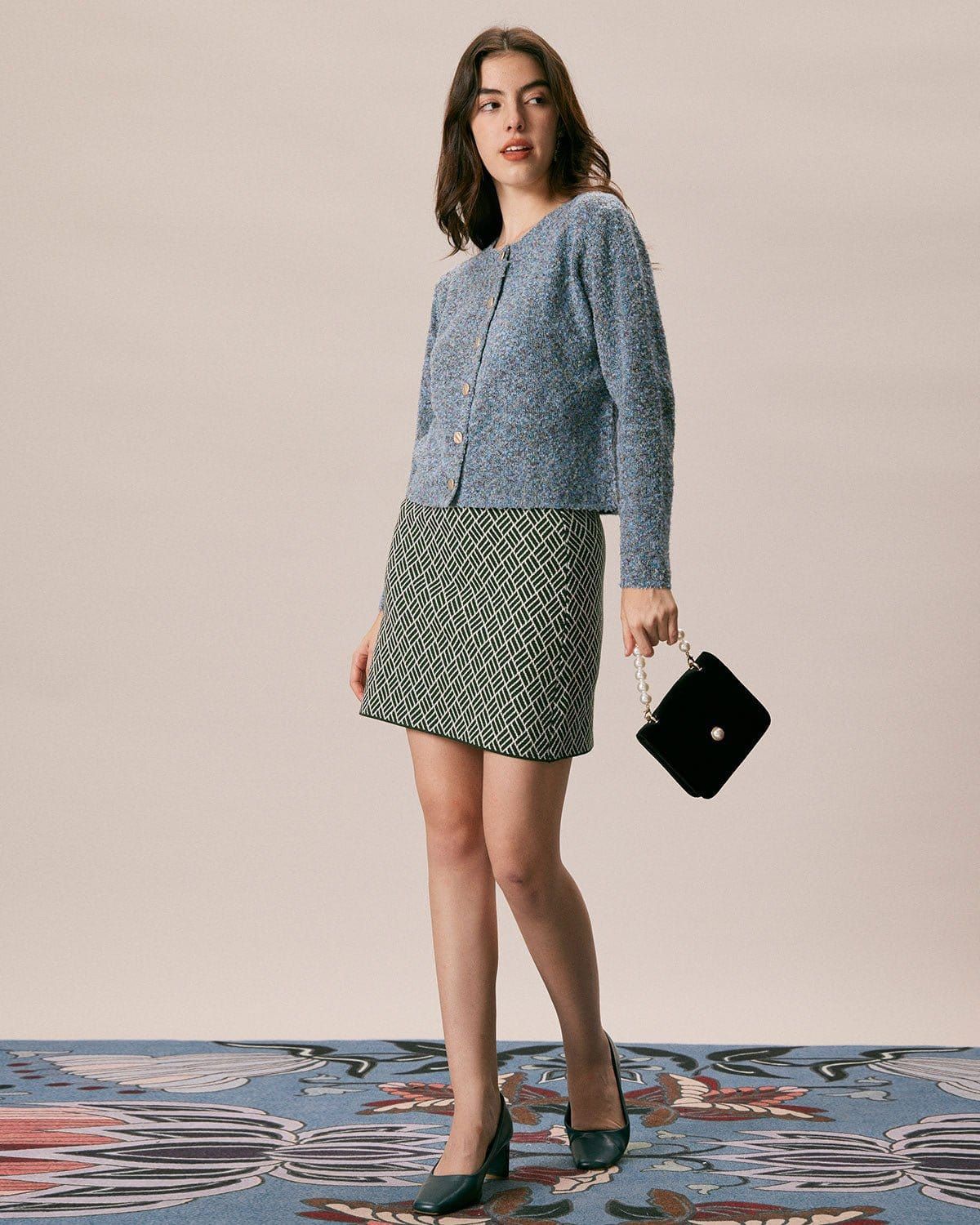 The Green Geometric Print Knit Mini Skirt sold by rihoas product image thumbnail 2