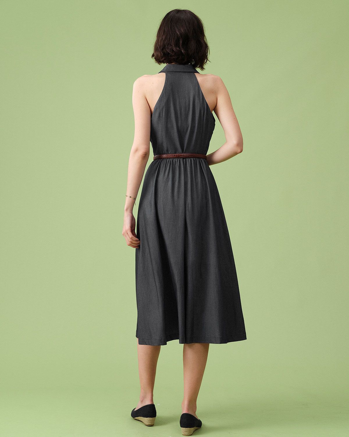 The Grey Lapel Tunic Sleeveless Midi Dress sold by rihoas product image thumbnail 4
