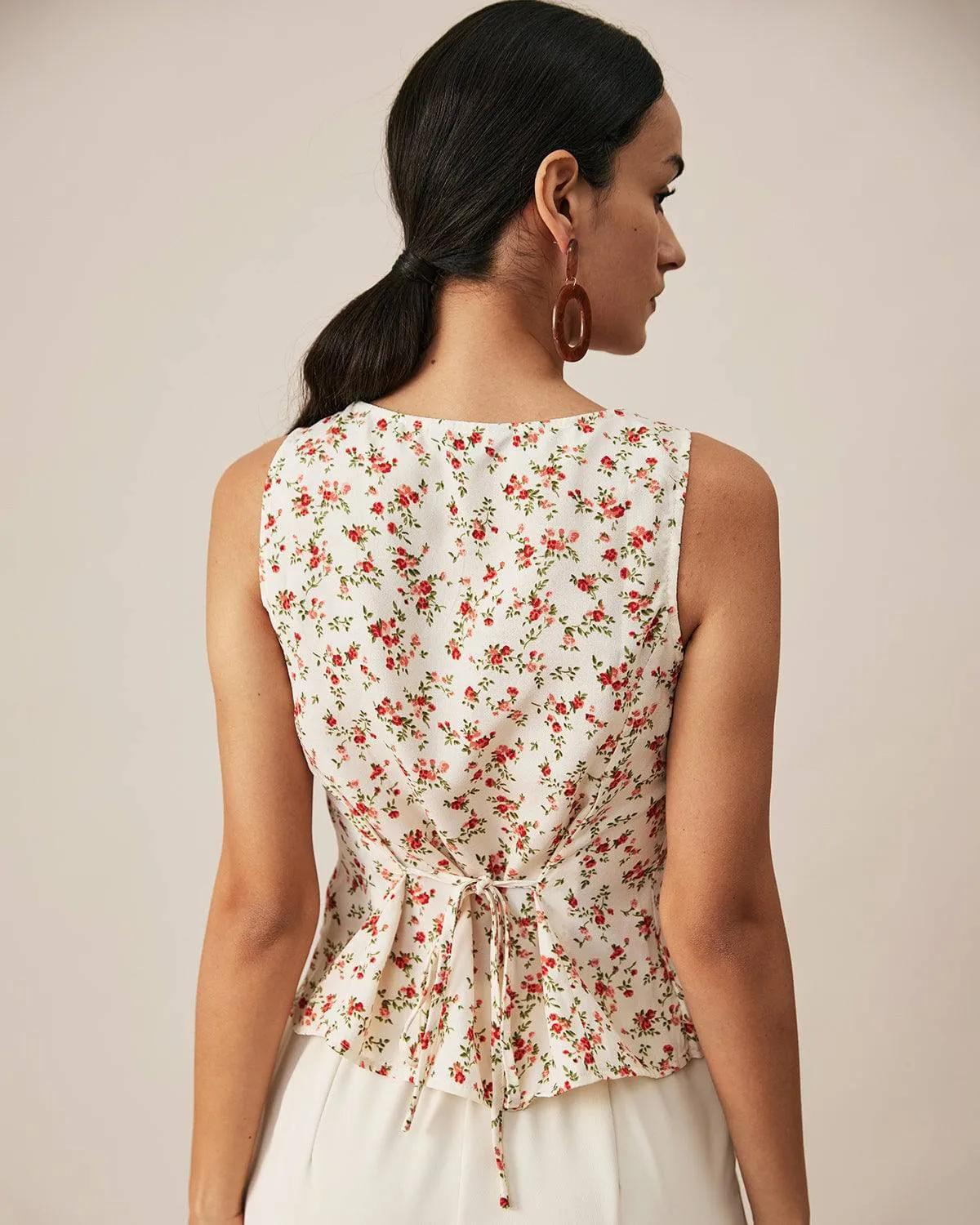 The Sleeveless Floral Shirt sold by rihoas product image thumbnail 3
