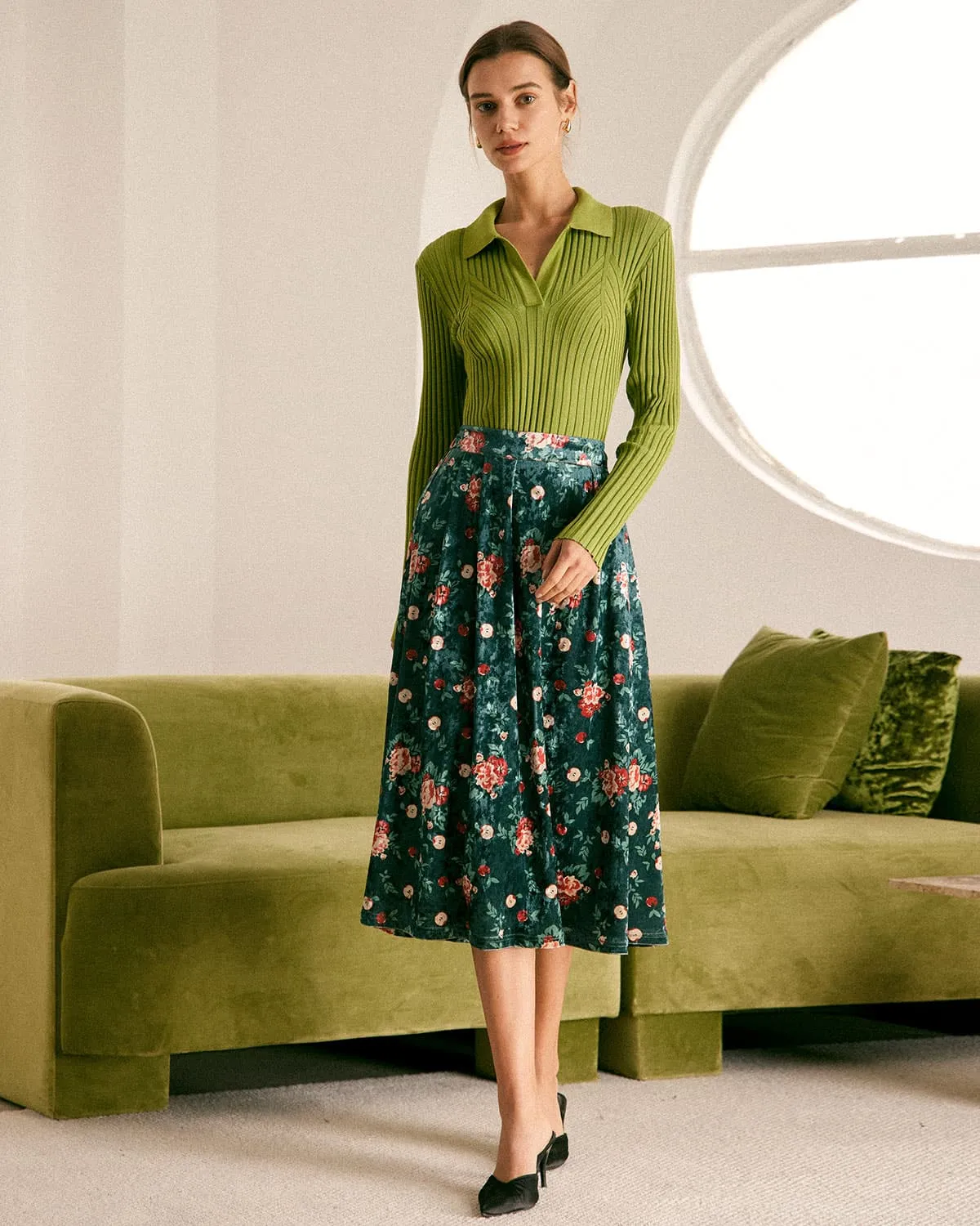 The Green Elastic Waist Floral Velvet Midi Skirt sold by rihoas product image thumbnail 4