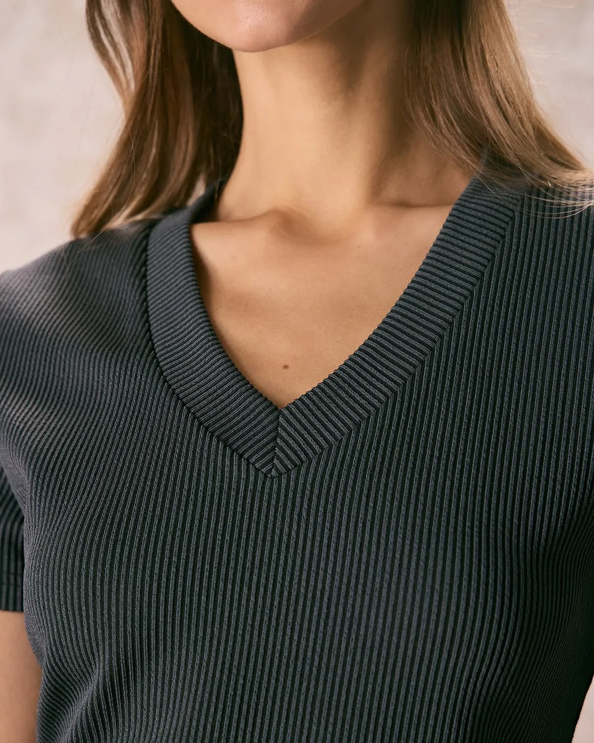 The Black V Neck Ribbed Short Sleeve Tee sold by rihoas product image thumbnail 2