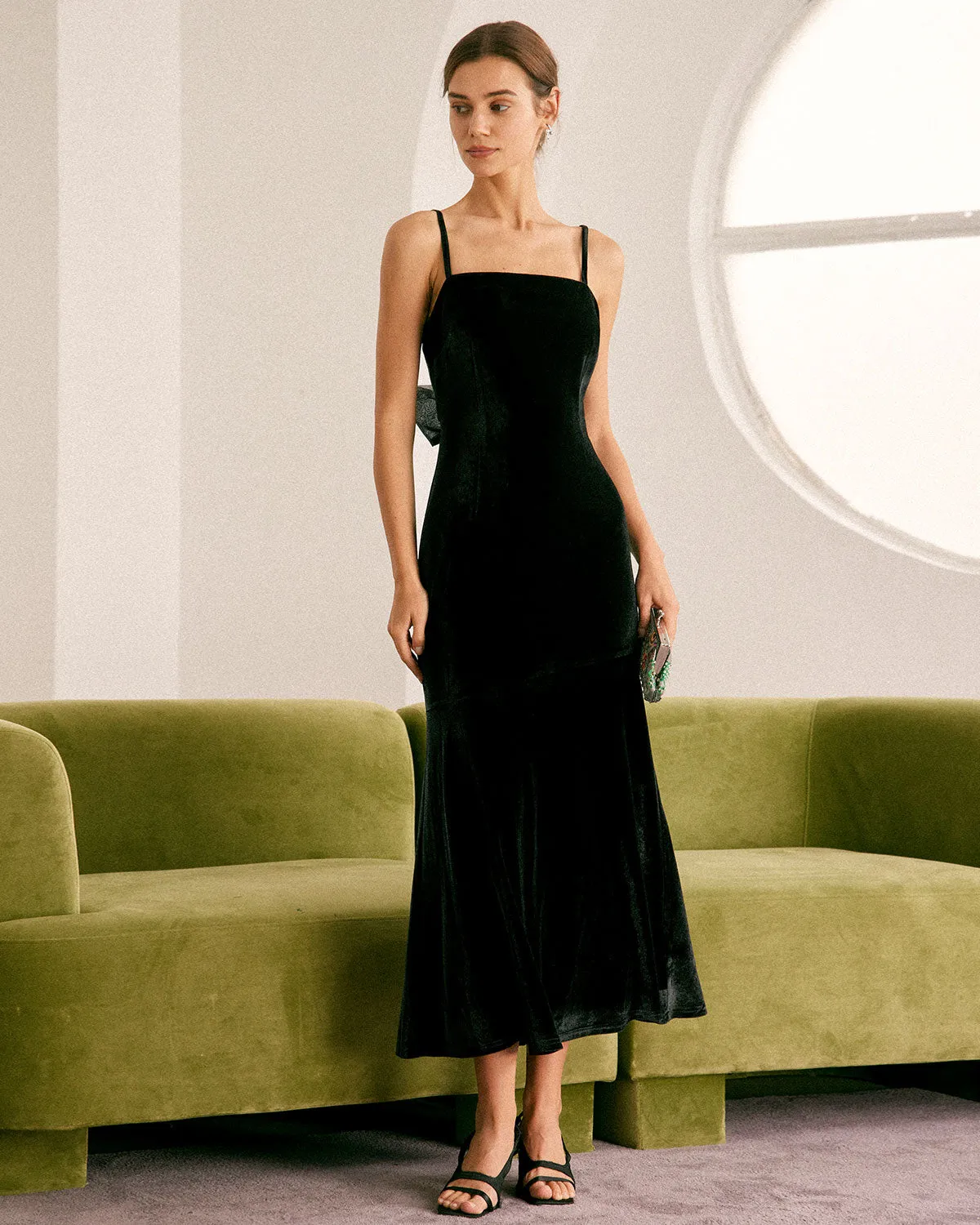 The Black Mesh Spliced Velvet Maxi Dress sold by rihoas product image thumbnail 2