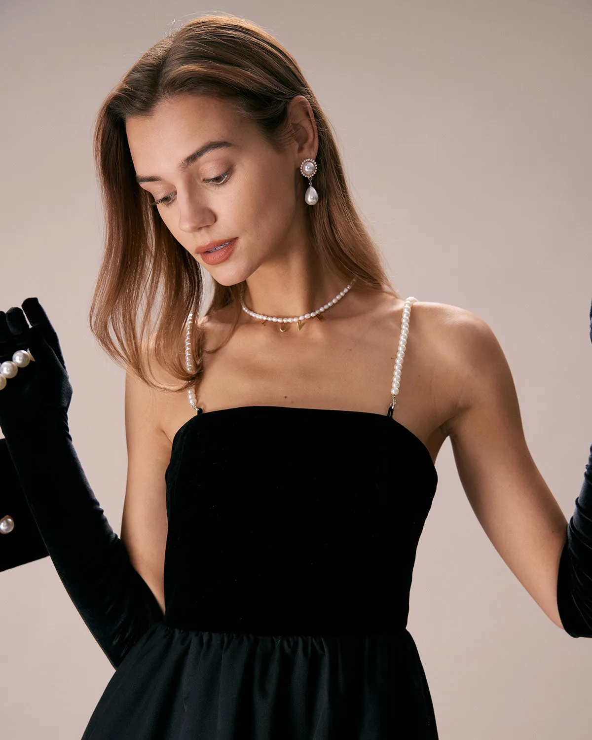 The Black Removable Straps Velvet Mini Dress sold by rihoas product image thumbnail 2