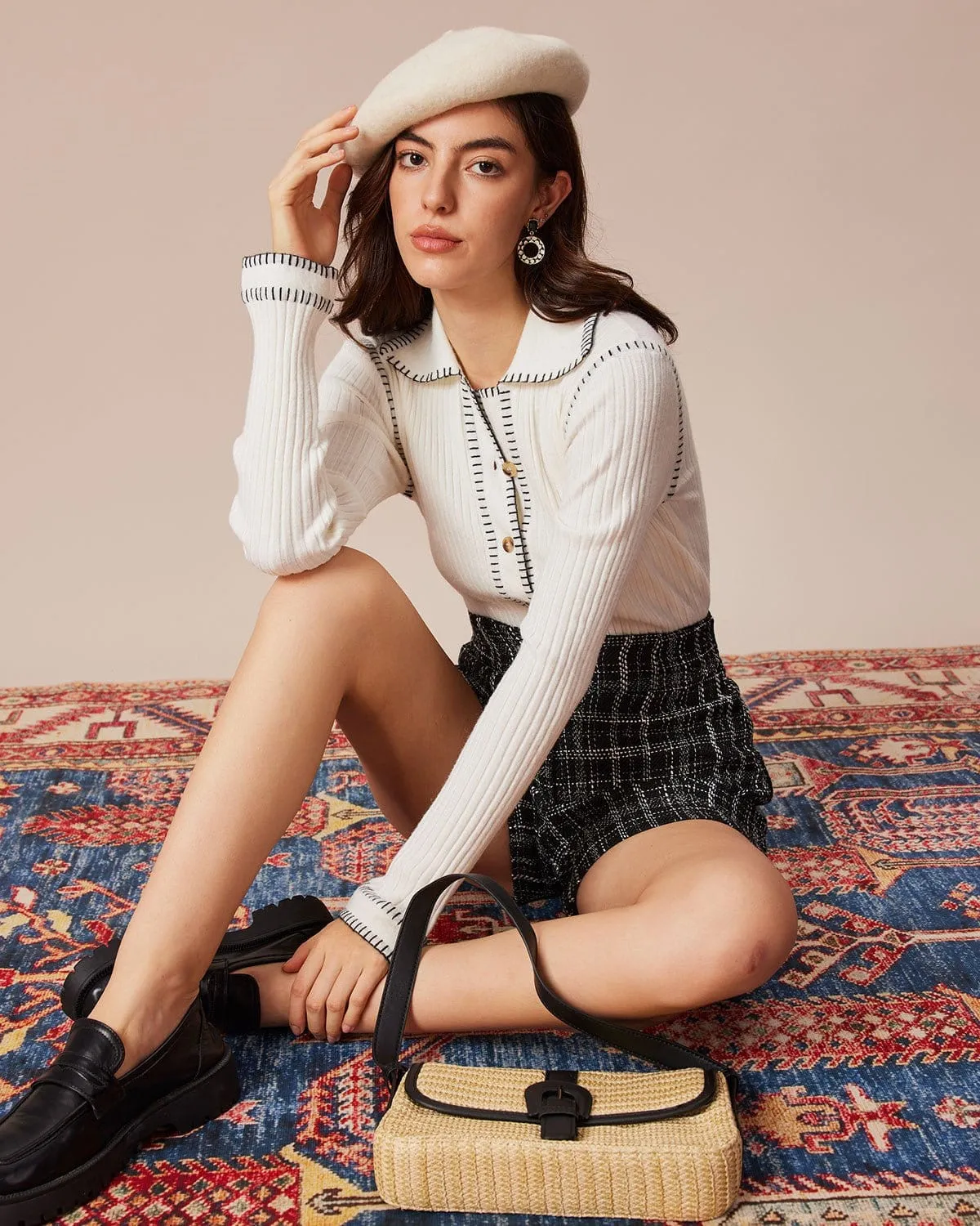 The White Seam Colorblock Button Cardigan sold by rihoas product image thumbnail 4