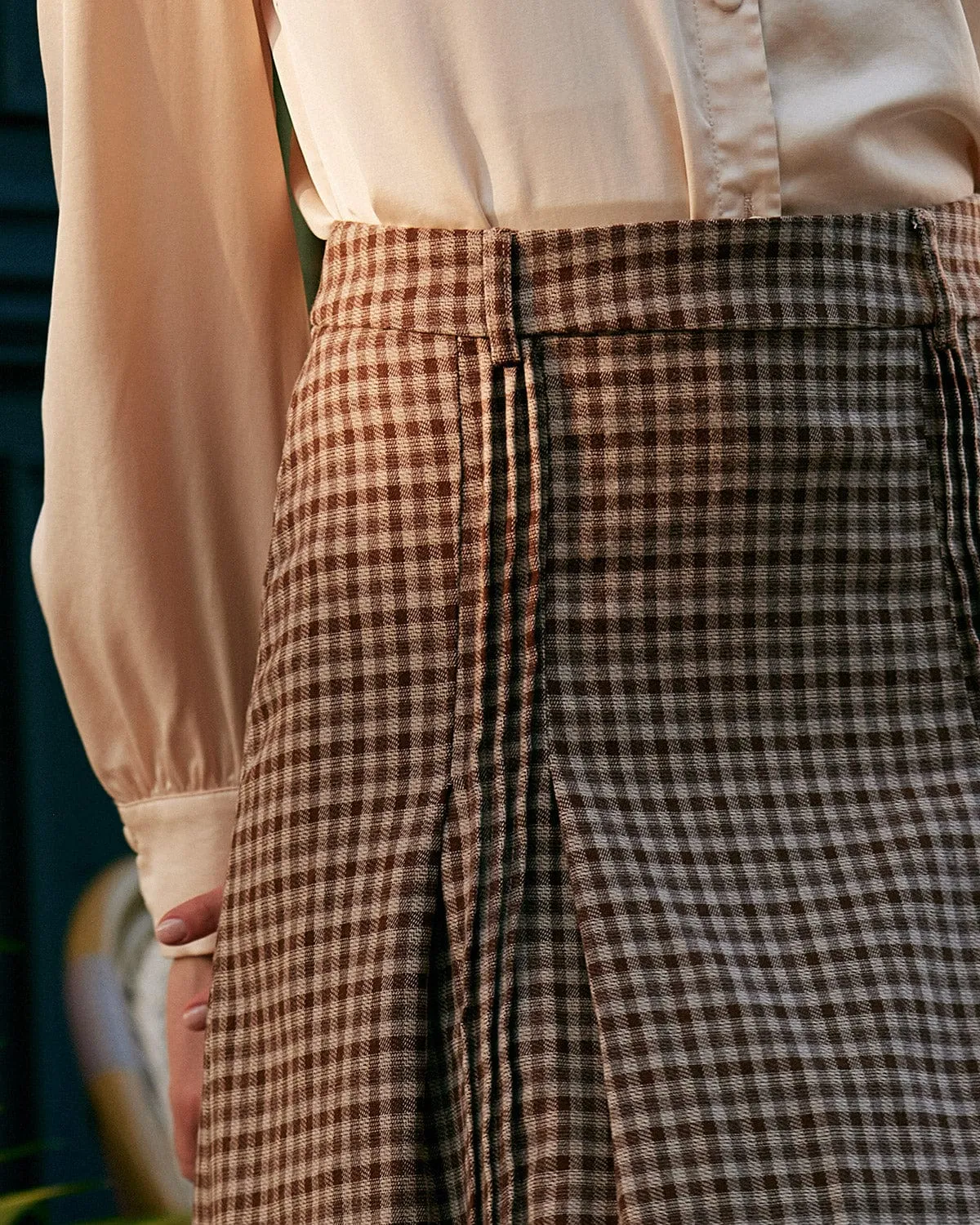 The Plaid Pleated High Waisted Midi Skirt sold by rihoas product image thumbnail 2