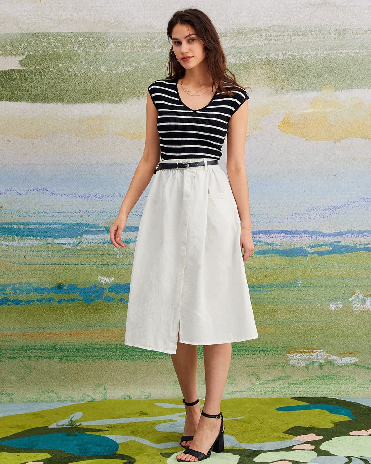 The White Elastic Waist Pockets Midi Skirt sold by rihoas product image thumbnail 3