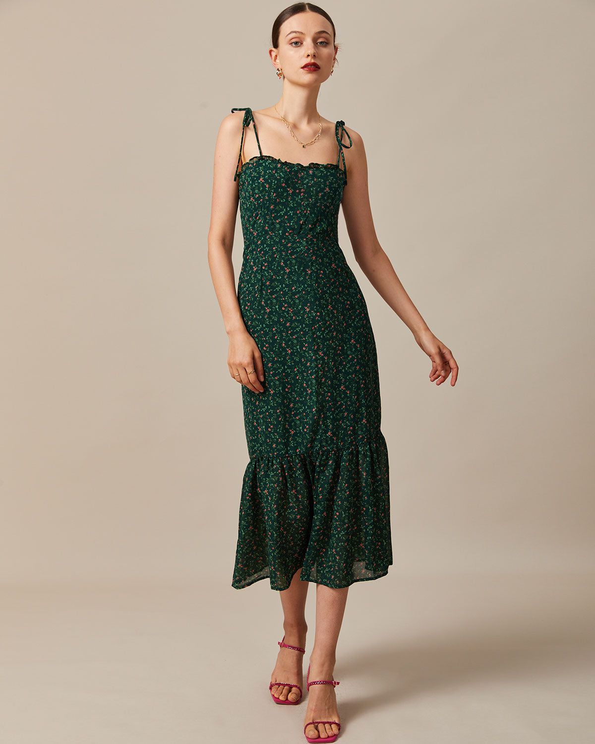 The Green Sweetheart Neck Ruffle Maxi Dress sold by rihoas