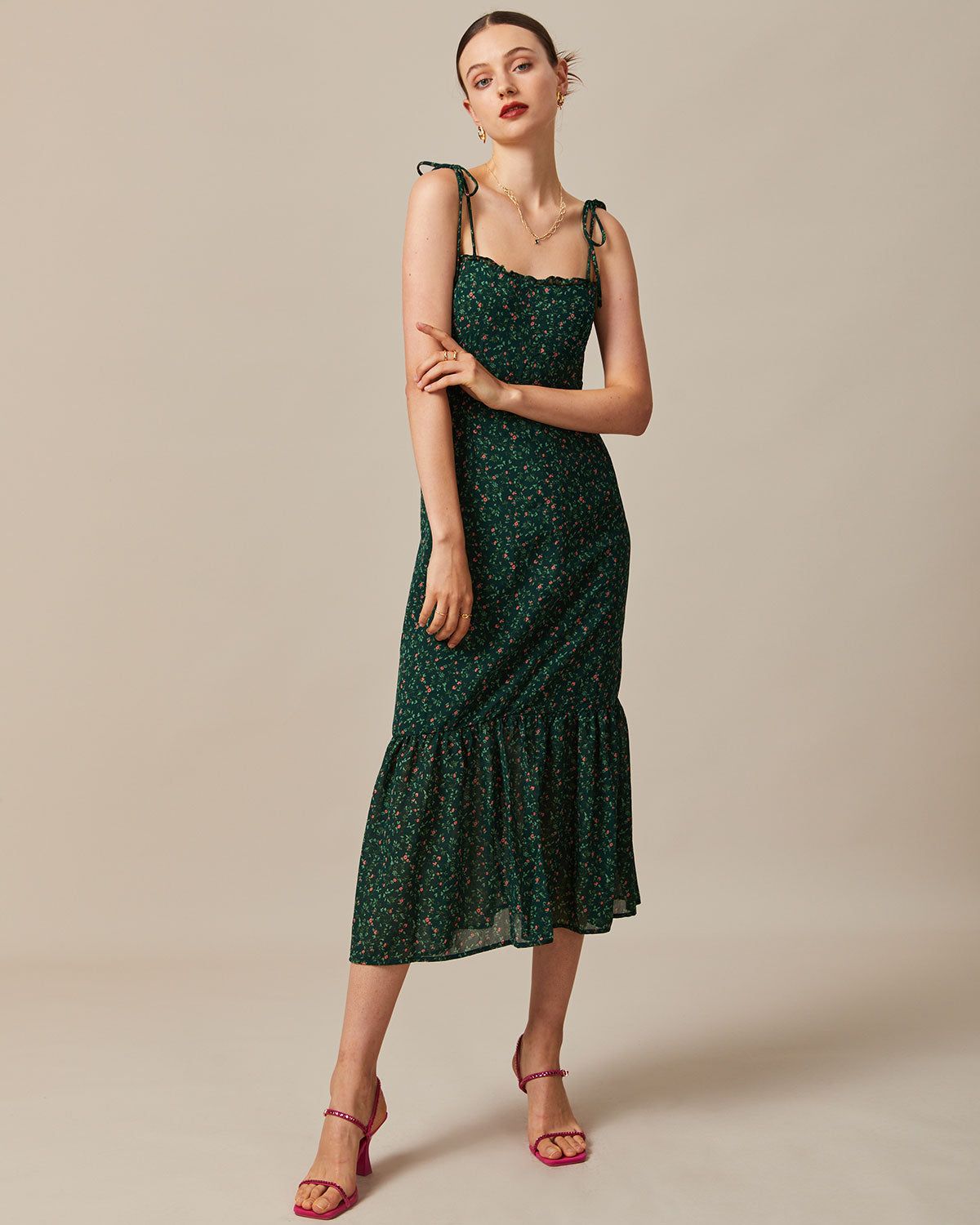 The Green Sweetheart Neck Ruffle Maxi Dress sold by rihoas product image thumbnail 2